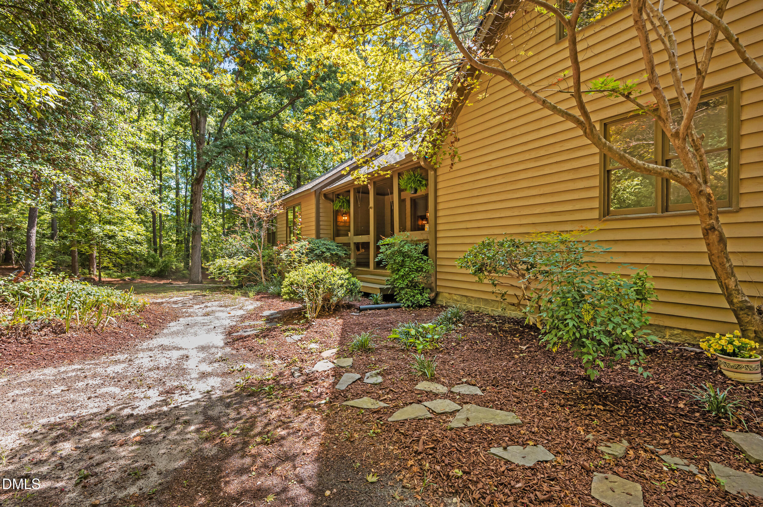 1621 Pearces Road Property Photo 65