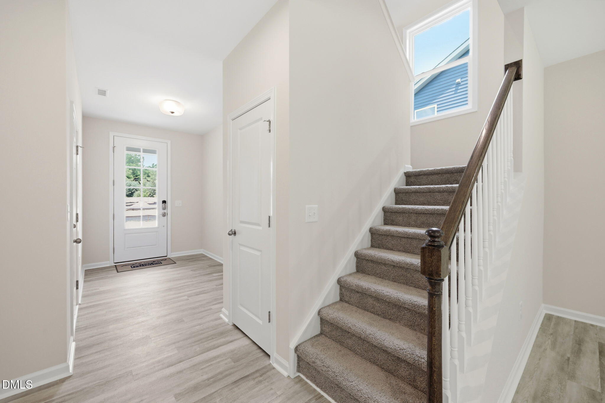 135 Railcar Way Property Photo 5