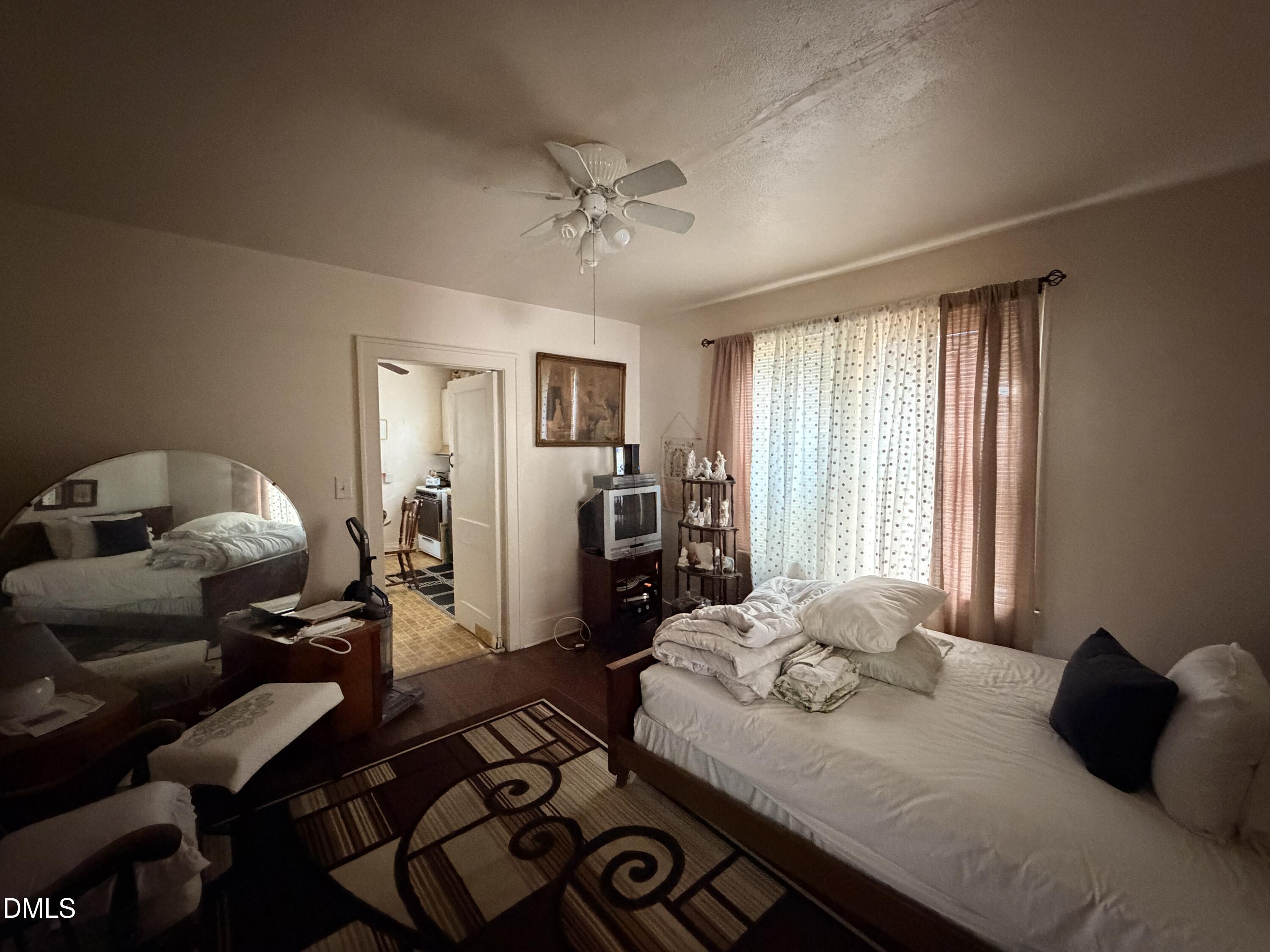 1303 Lincoln Street Property Photo 7