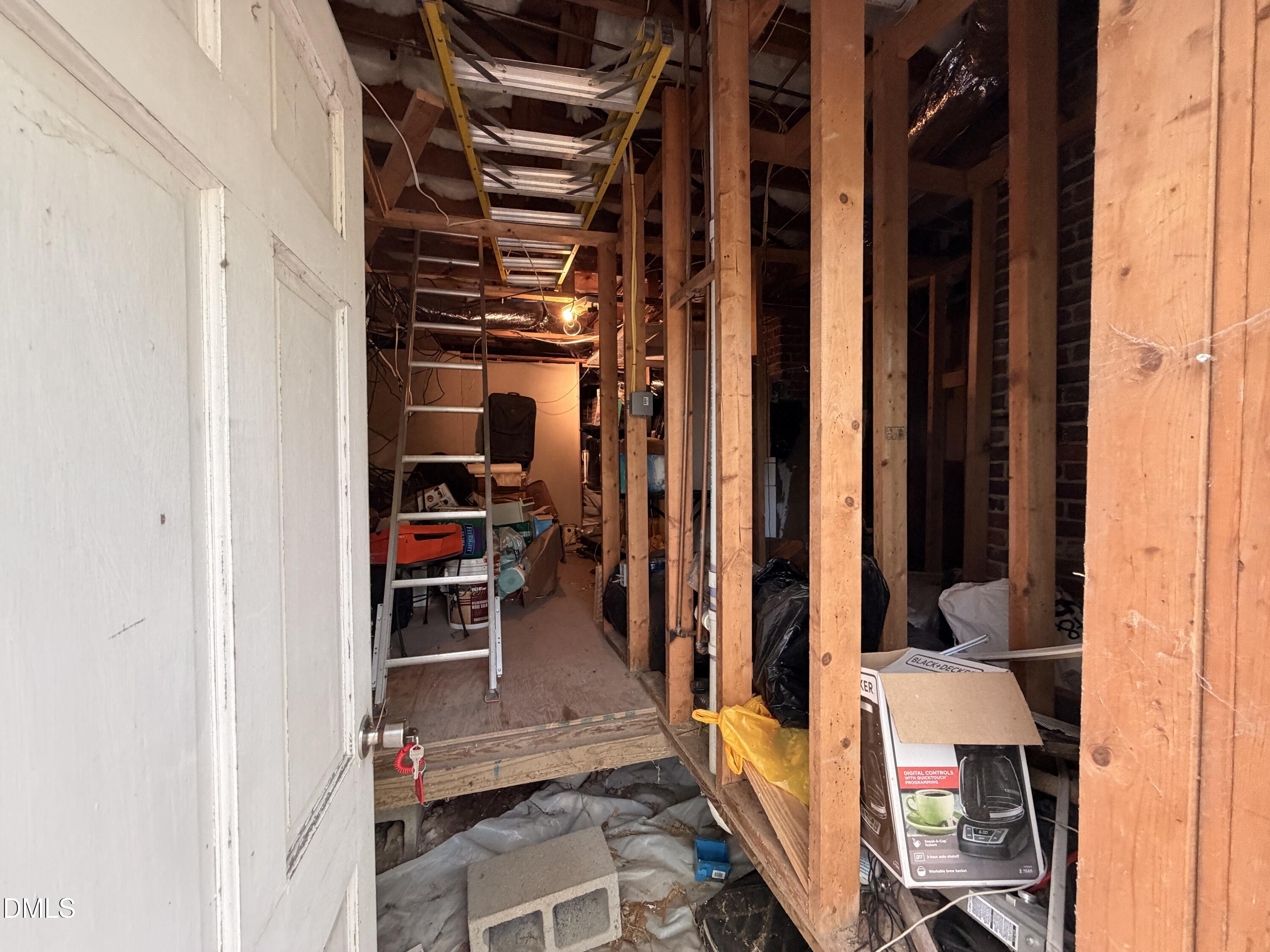 1303 Lincoln Street Property Photo 21