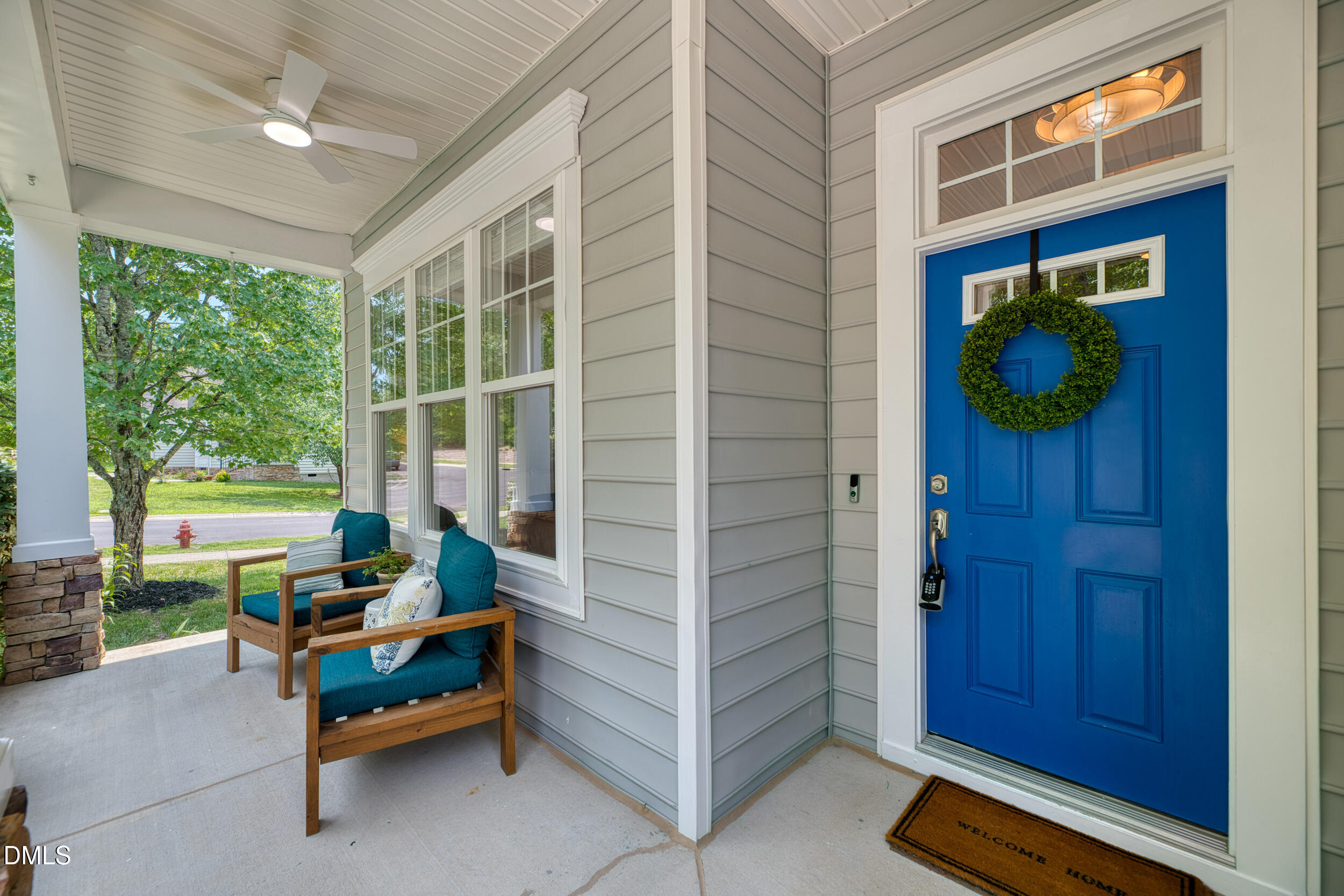 106 Silver Pine Court Property Photo 2