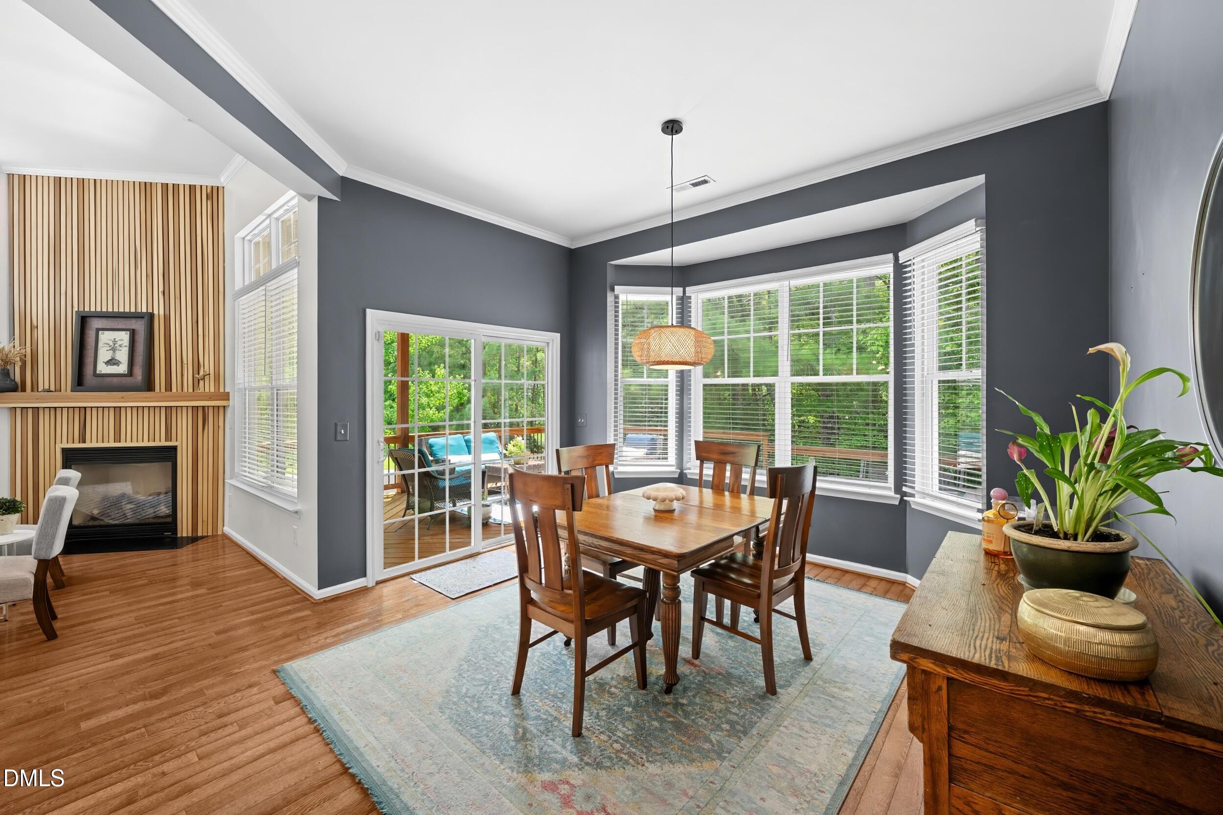 106 Silver Pine Court Property Photo 8