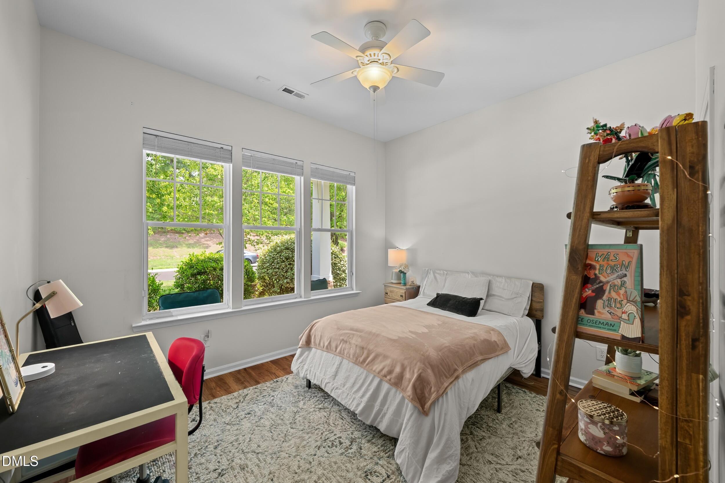 106 Silver Pine Court Property Photo 15