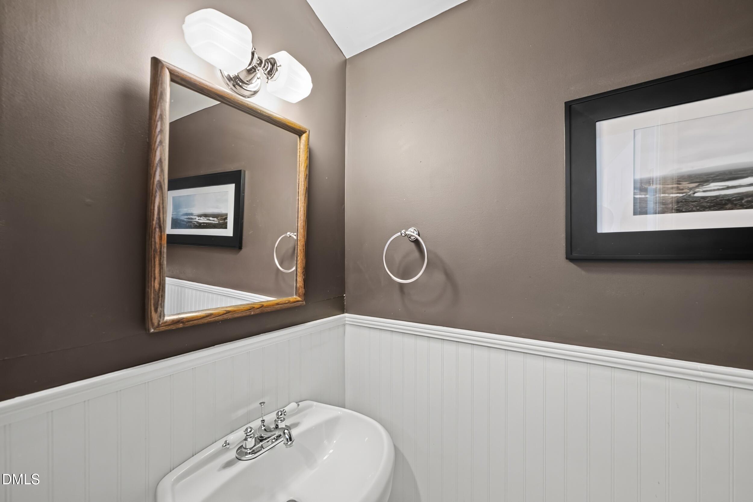 106 Silver Pine Court Property Photo 19