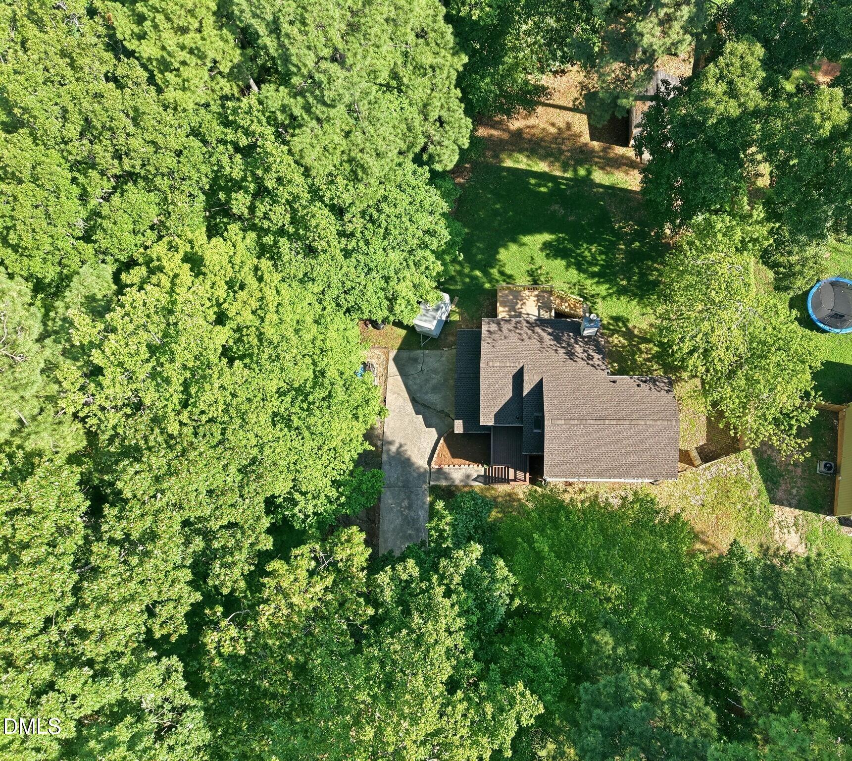 11129 Lakeshore Drive