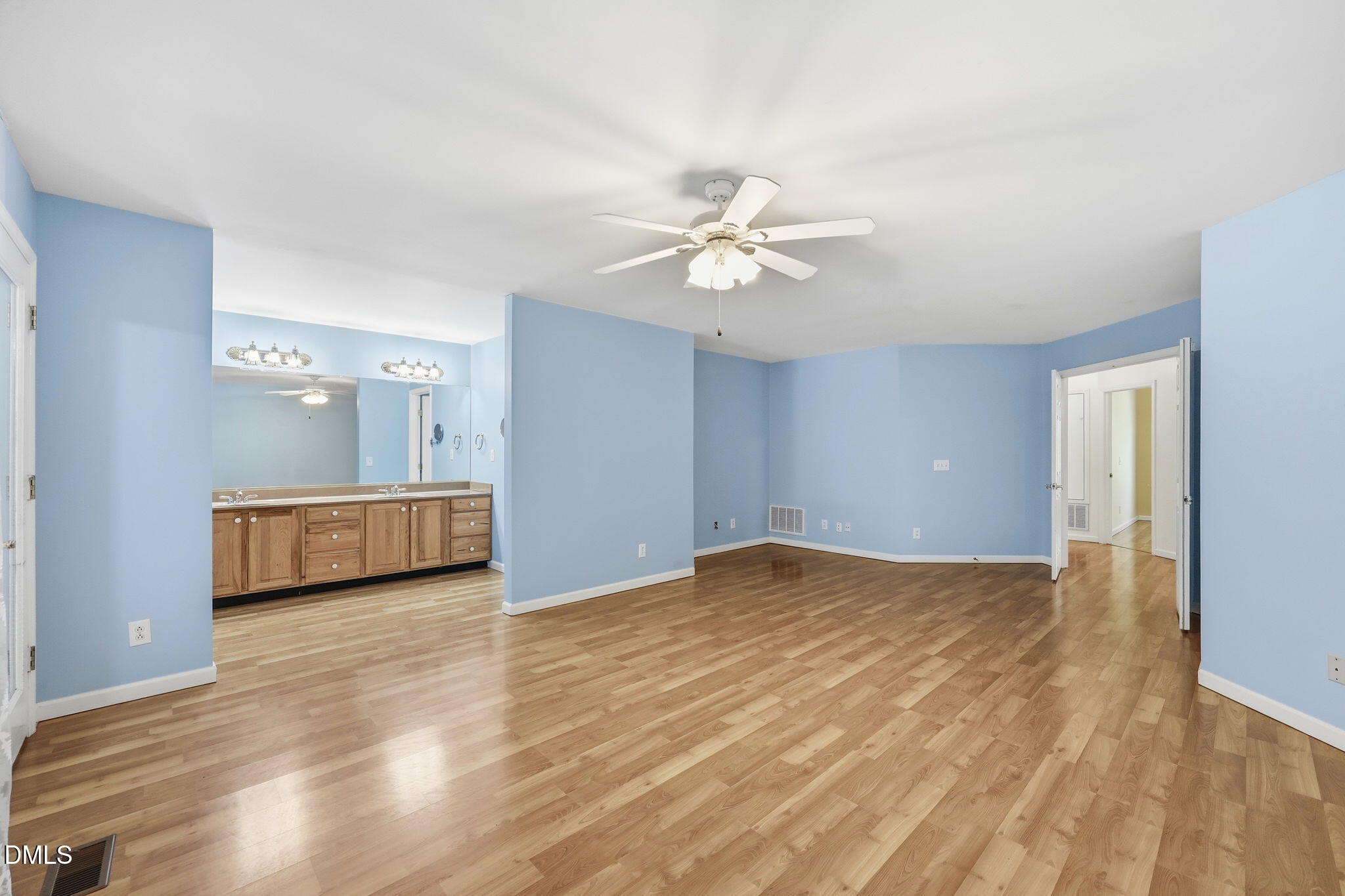 3744 Redbud Road Property Photo 14