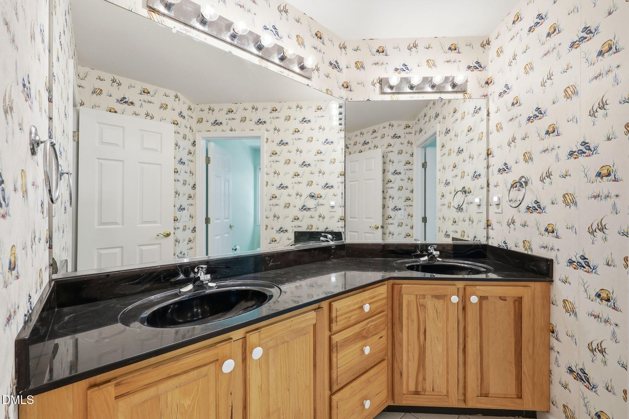 3744 Redbud Road Property Photo 18