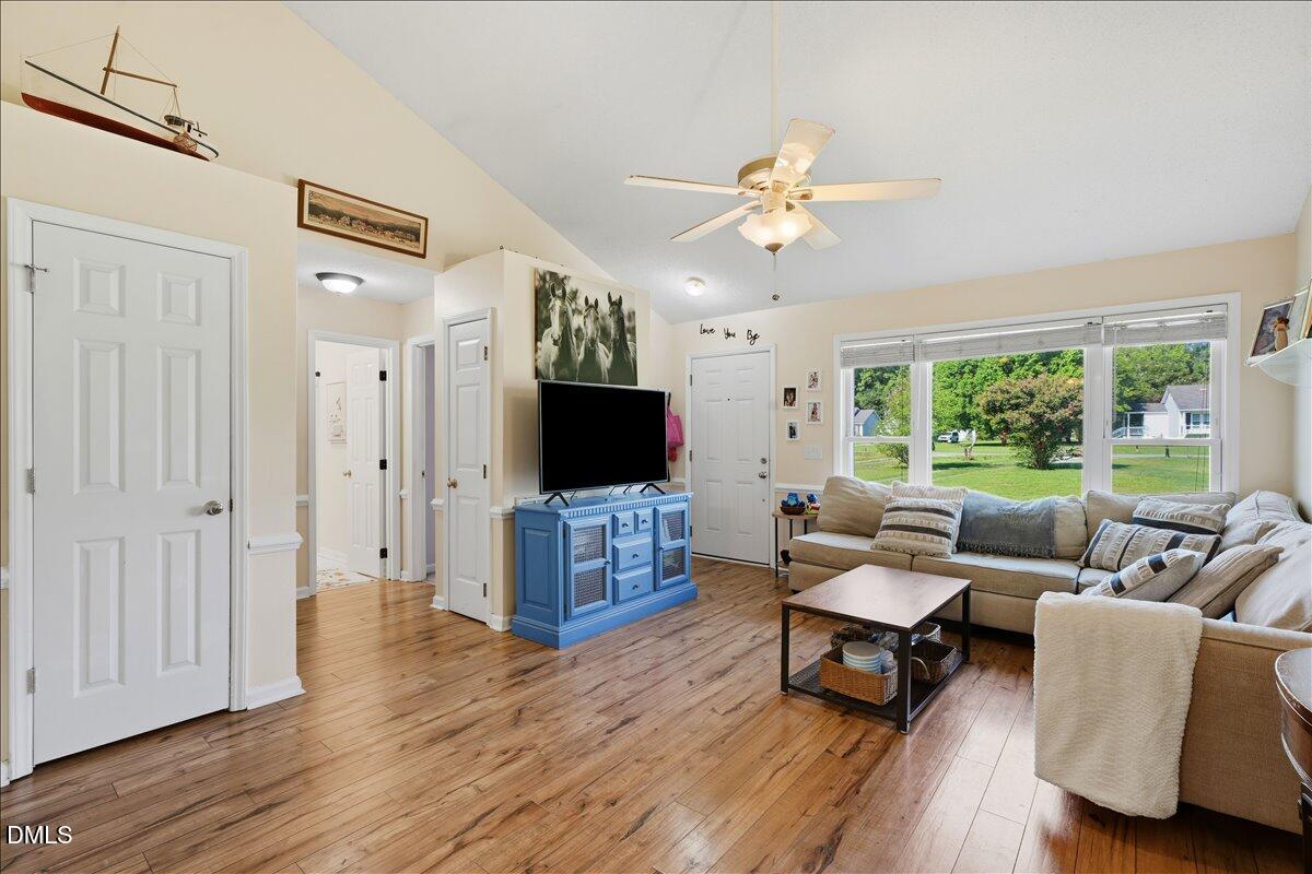 101 Wexford Drive Property Photo 15