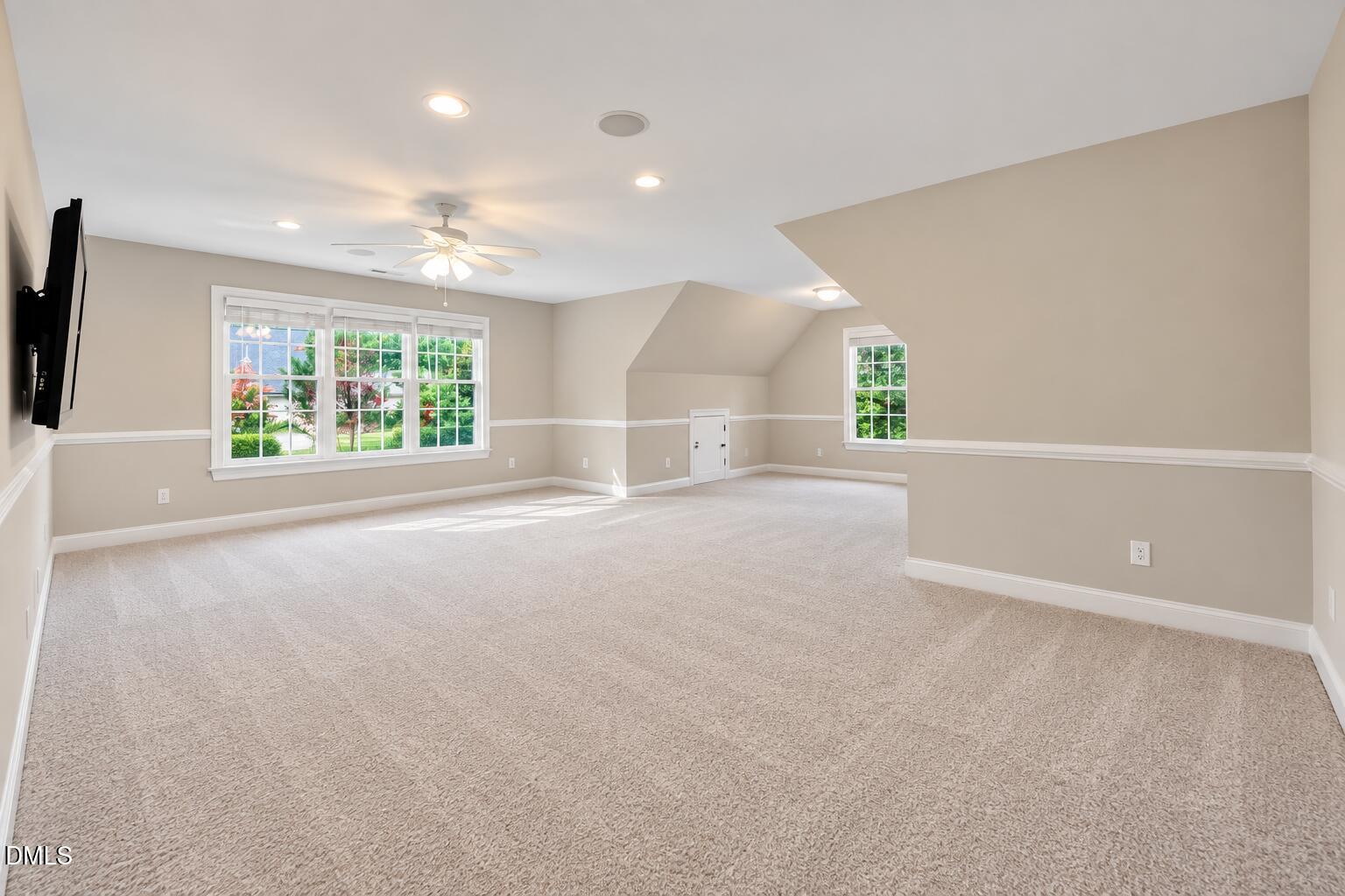 202 Briardale Avenue Property Photo 24