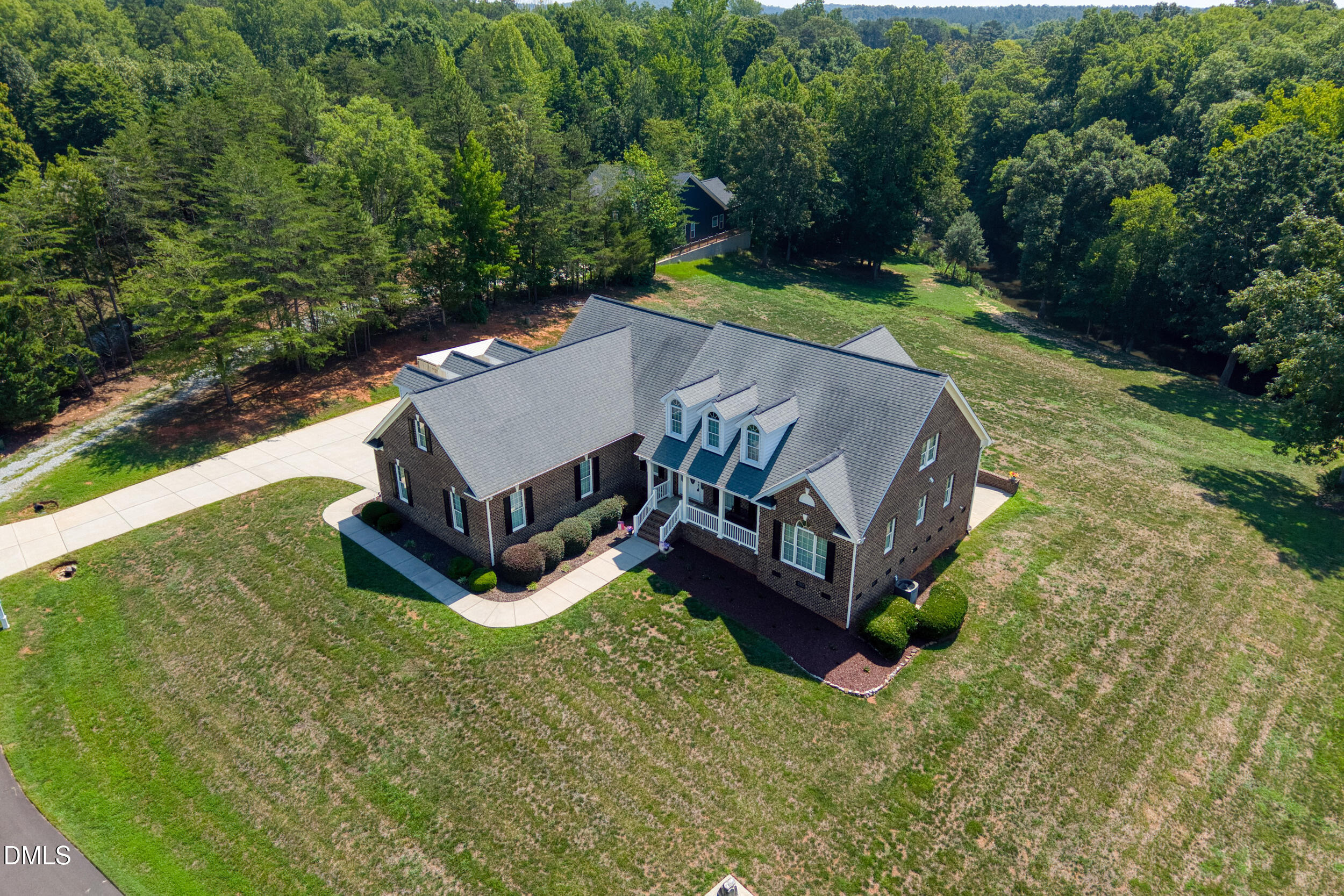 330 Cardens Cove Road Property Photo 1