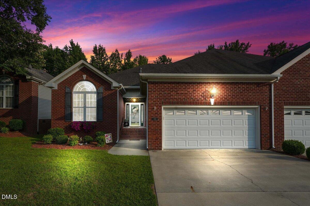 208 Commonsgate Drive
