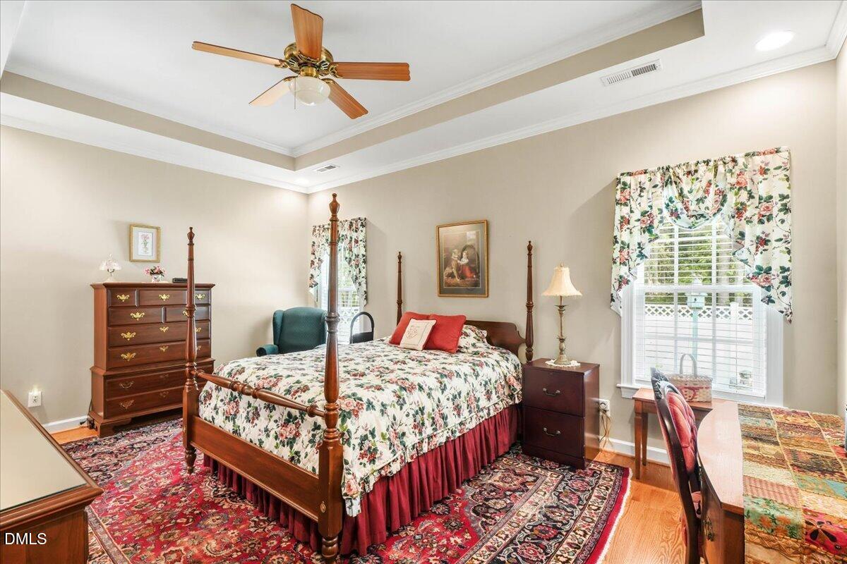 208 Commonsgate Drive Property Photo 22