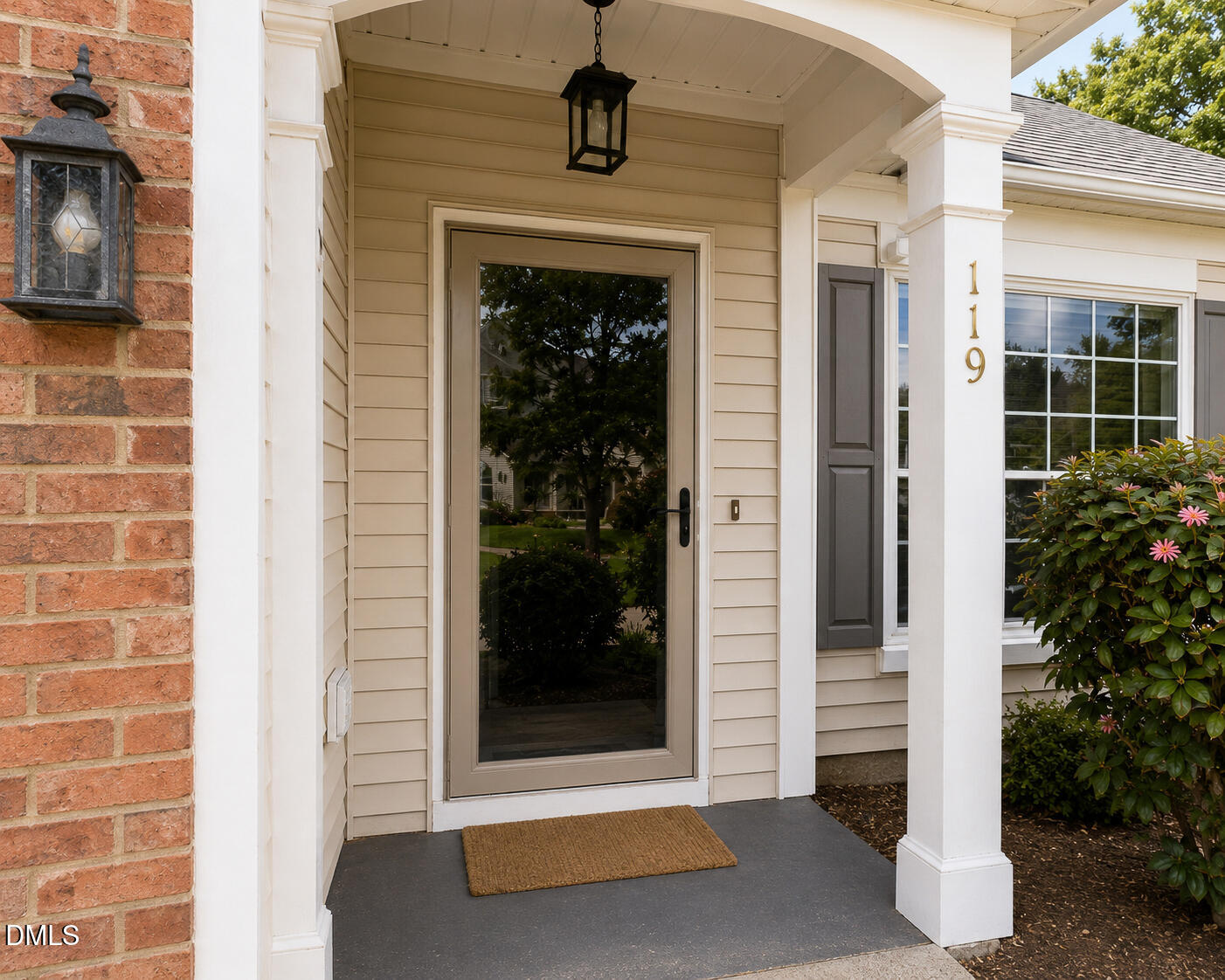 119 Chinabrook Court Property Photo 4