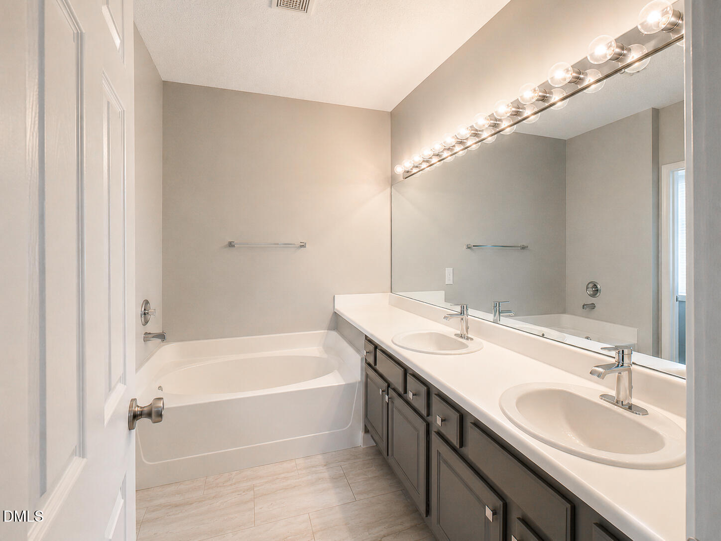 119 Chinabrook Court Property Photo 18