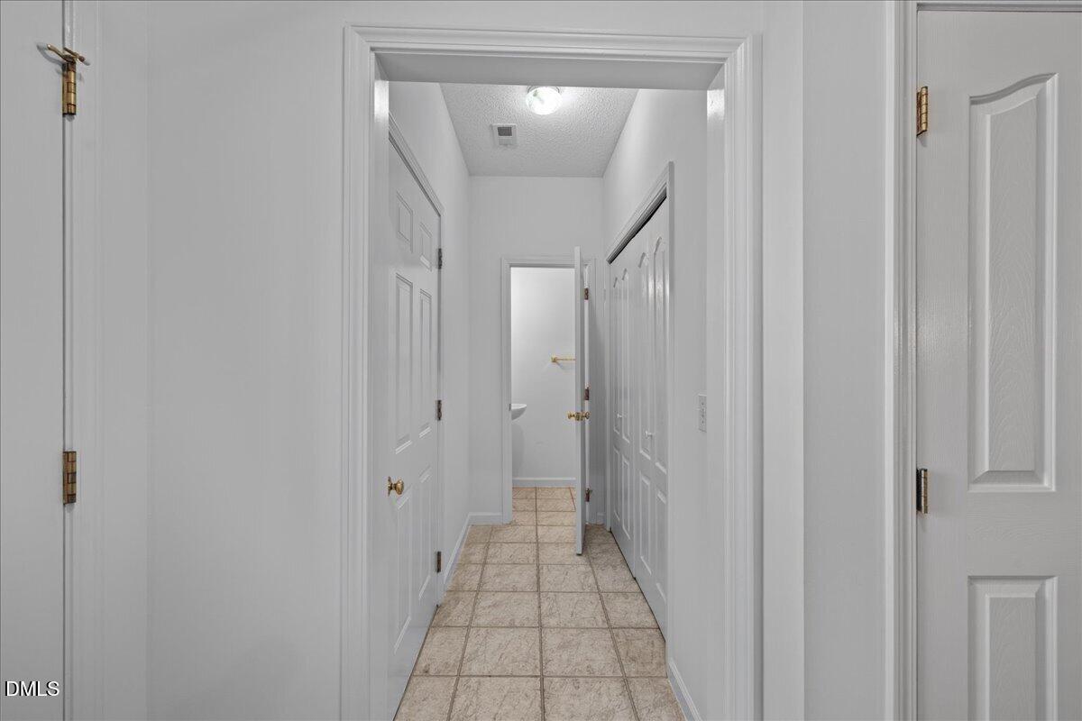 7647 Astoria Place Property Photo 23