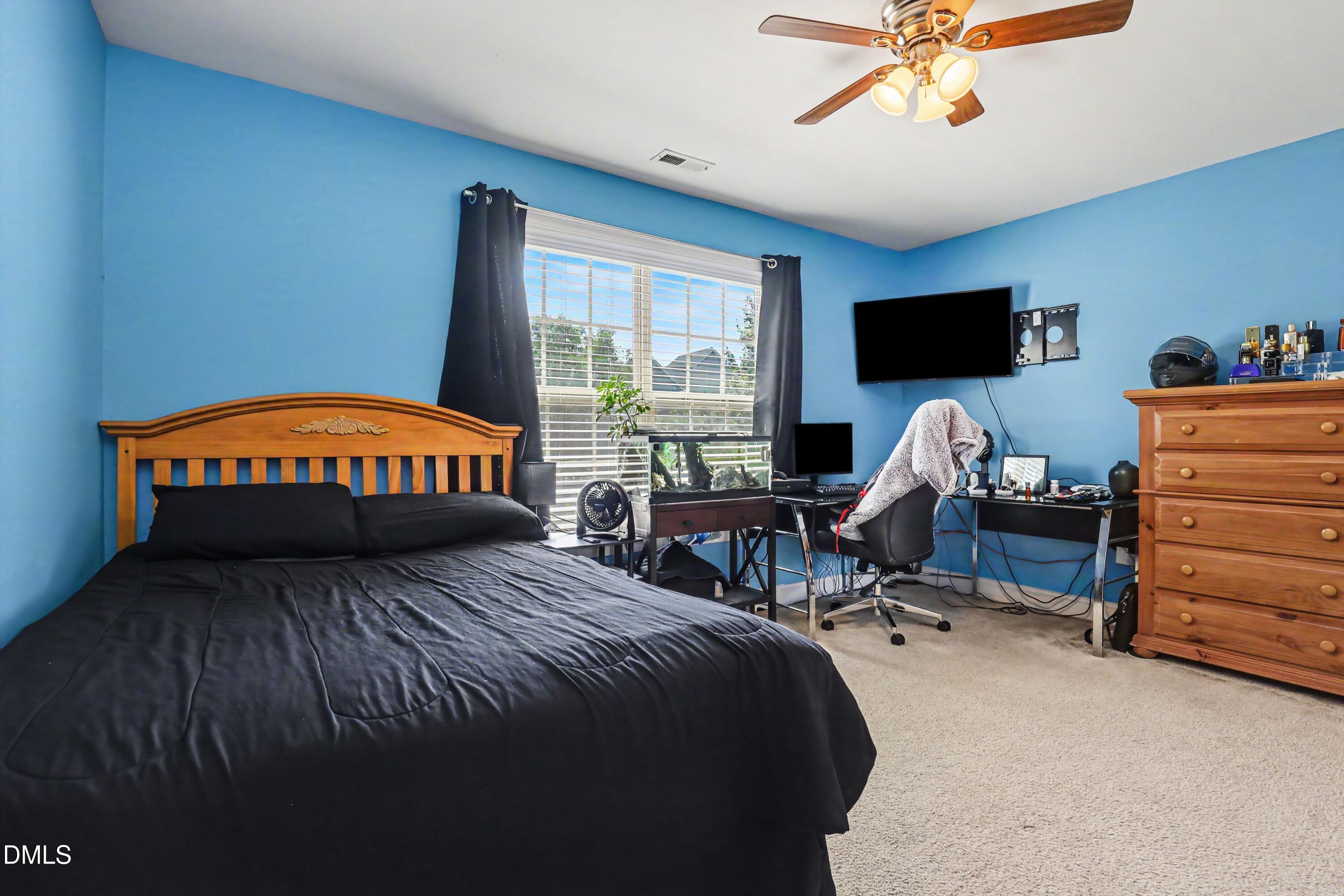 732 Lone Pine Loop Property Photo 19