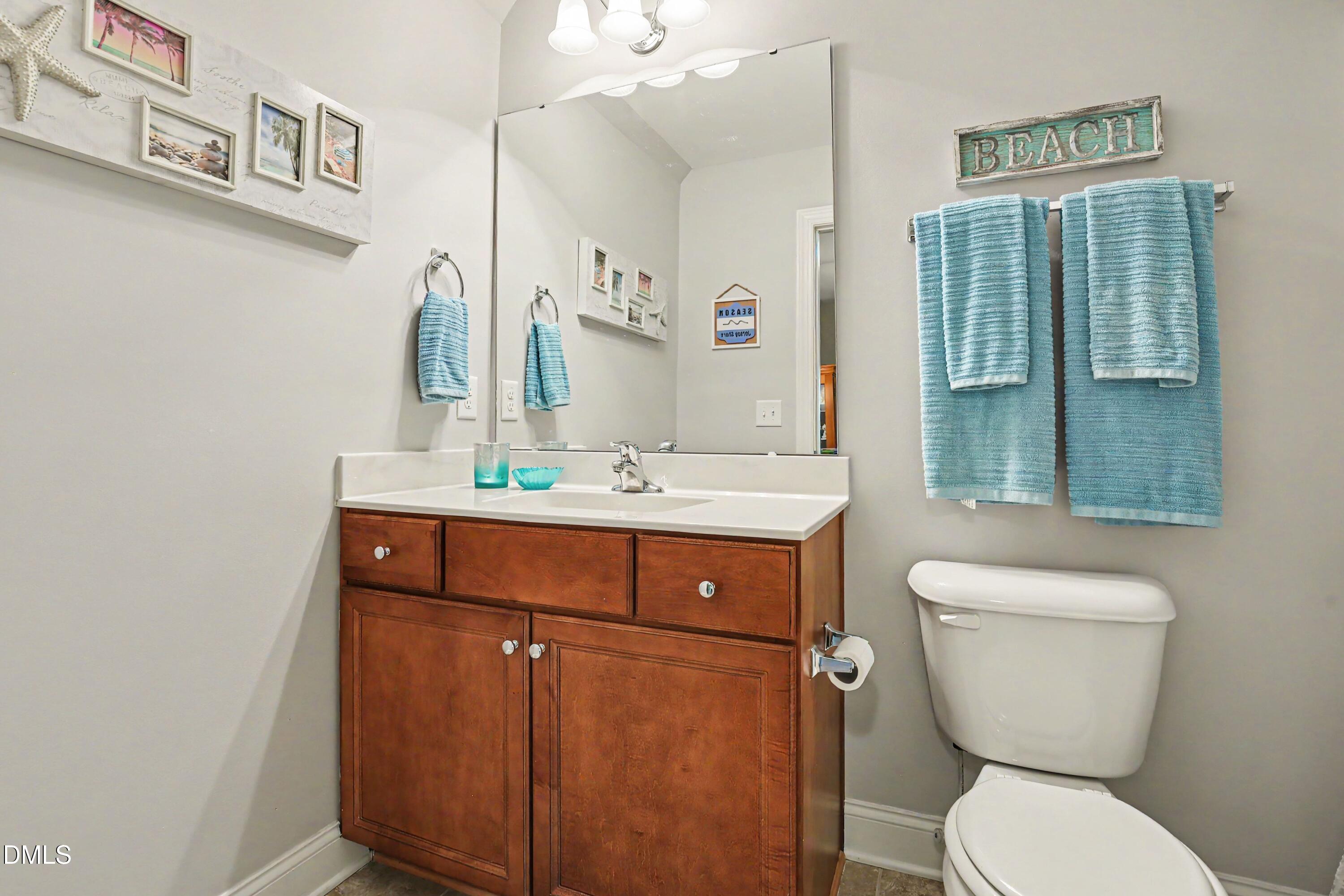 732 Lone Pine Loop Property Photo 25
