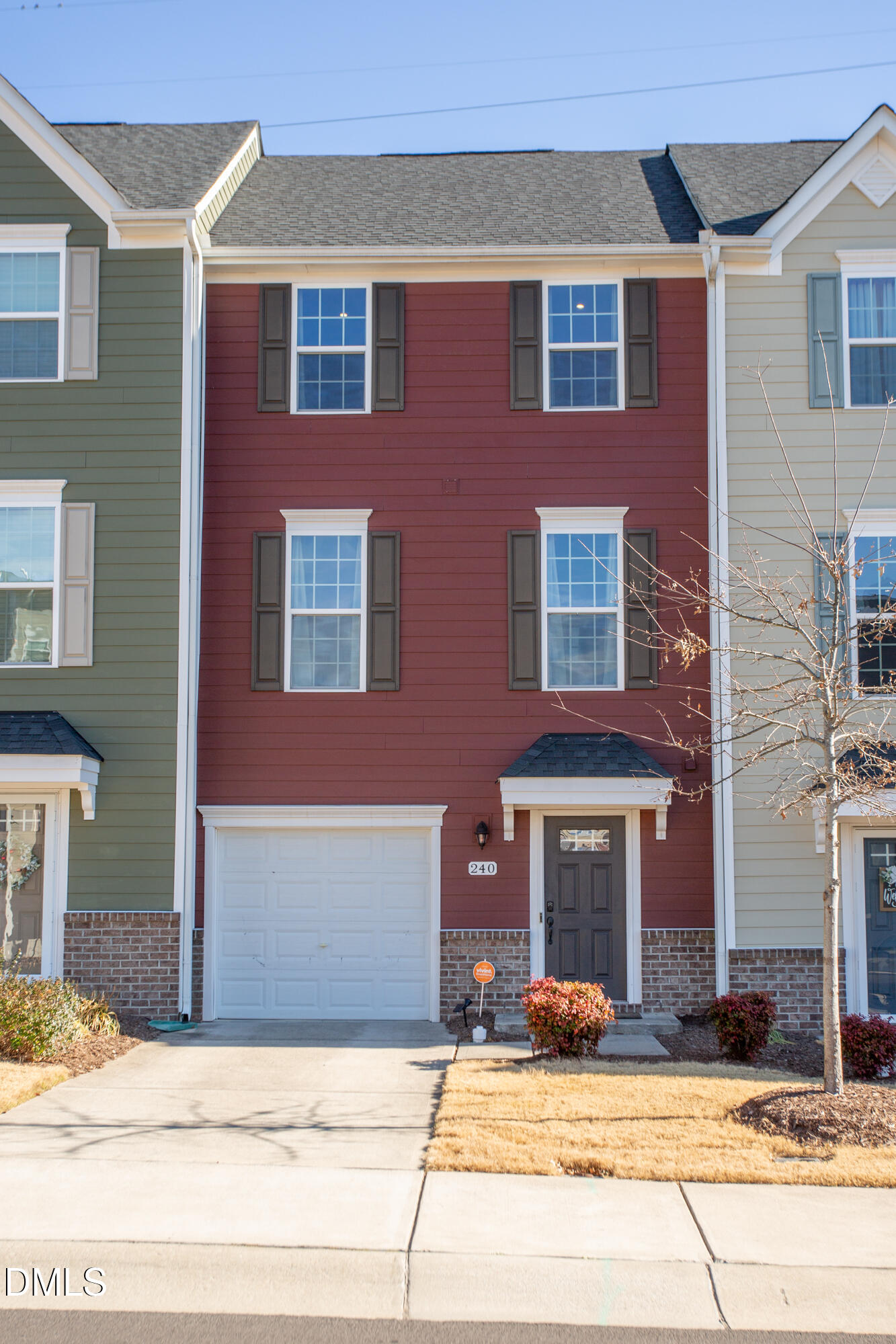 240 Brier Summit Place Property Photo 1