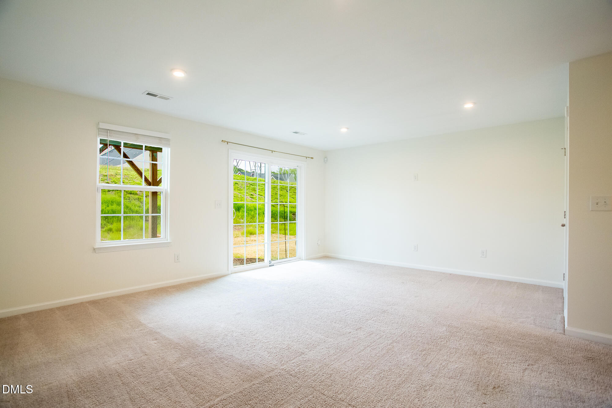 240 Brier Summit Place Property Photo 4
