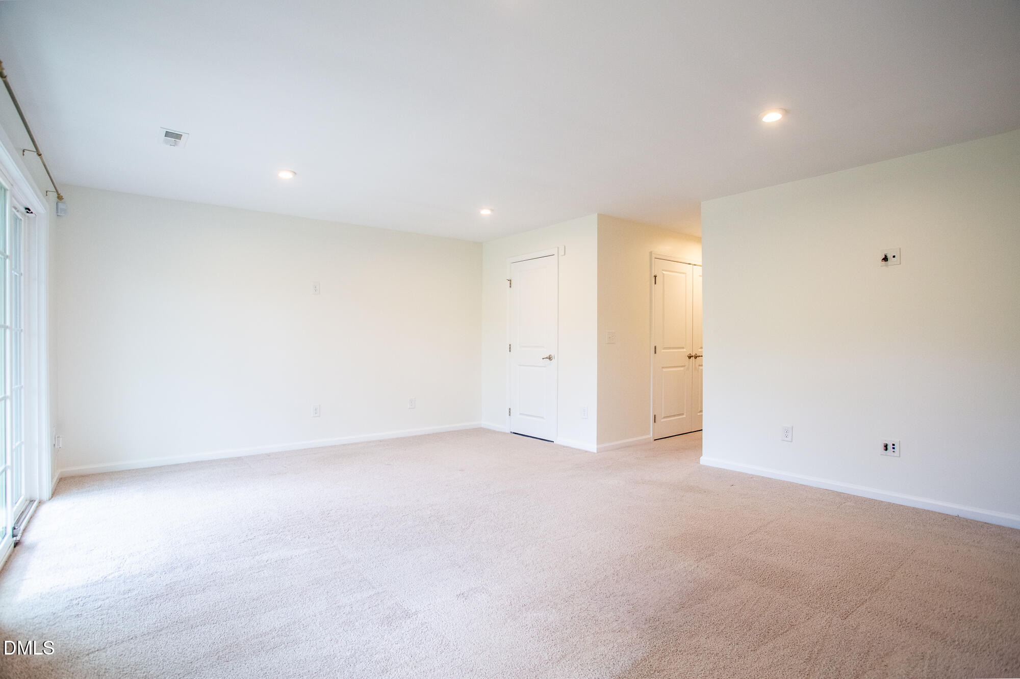 240 Brier Summit Place Property Photo 6