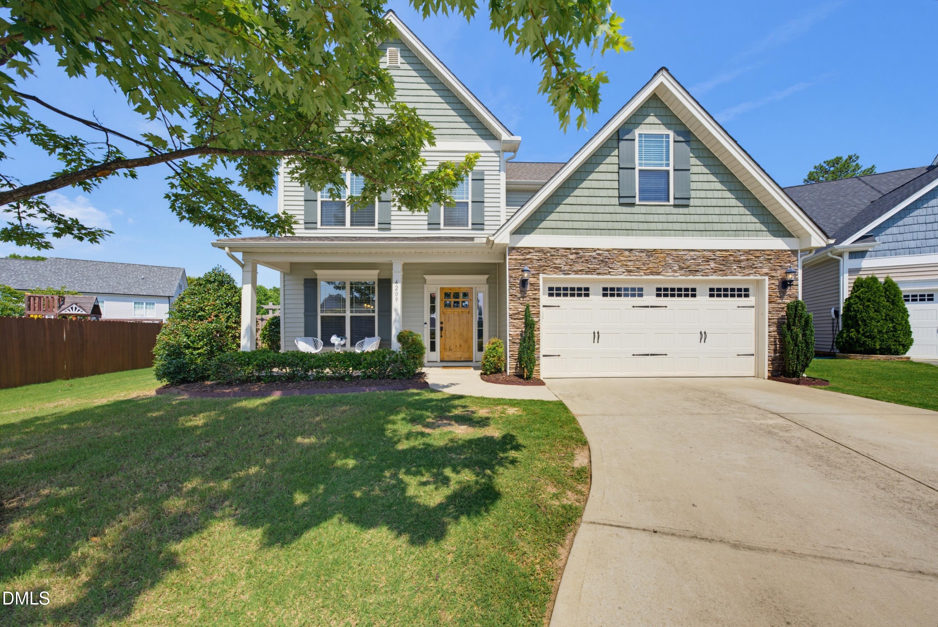 6209 Hirondelle Court Property Photo 1