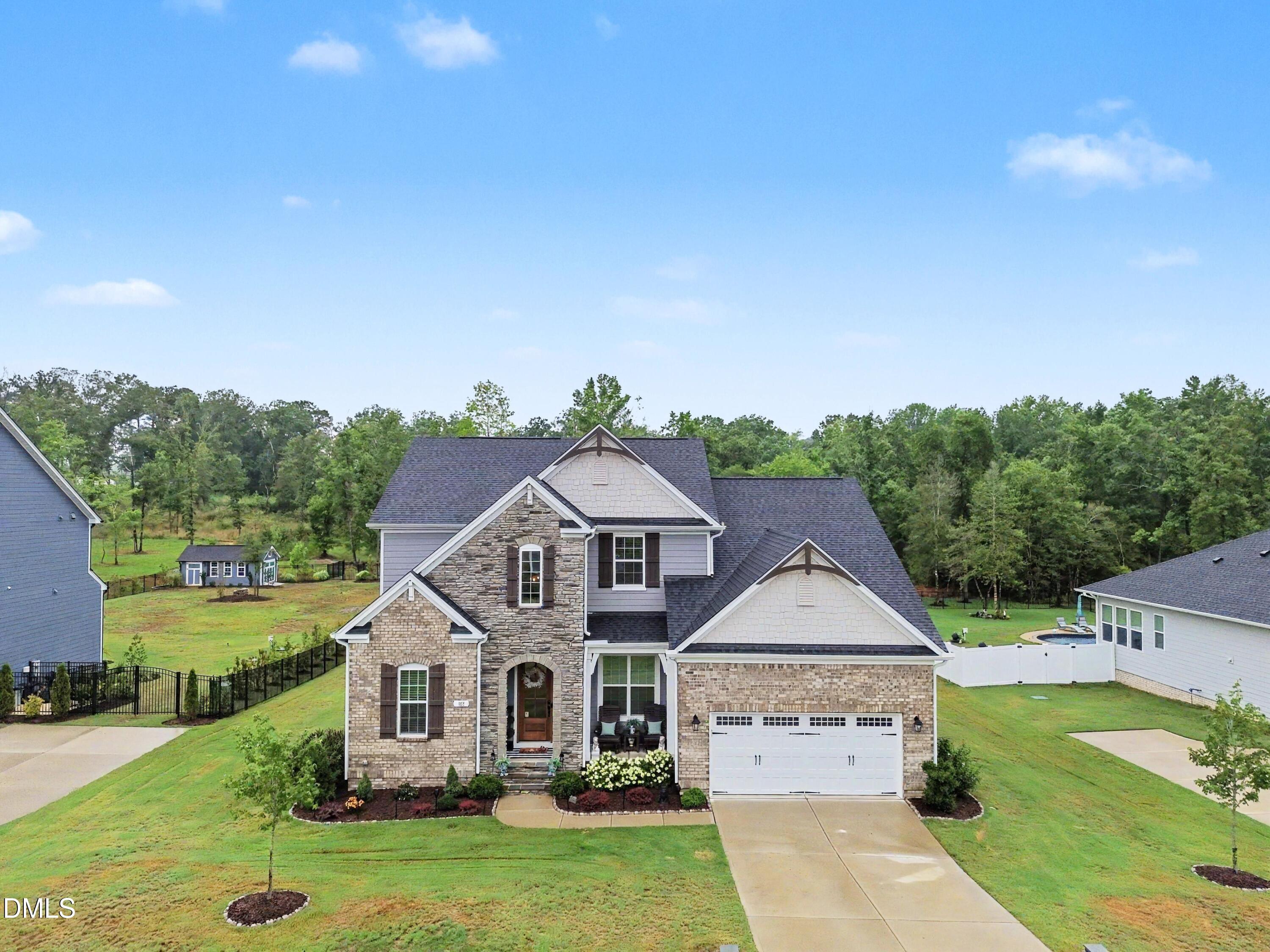 188 Streamside Drive Property Photo 9