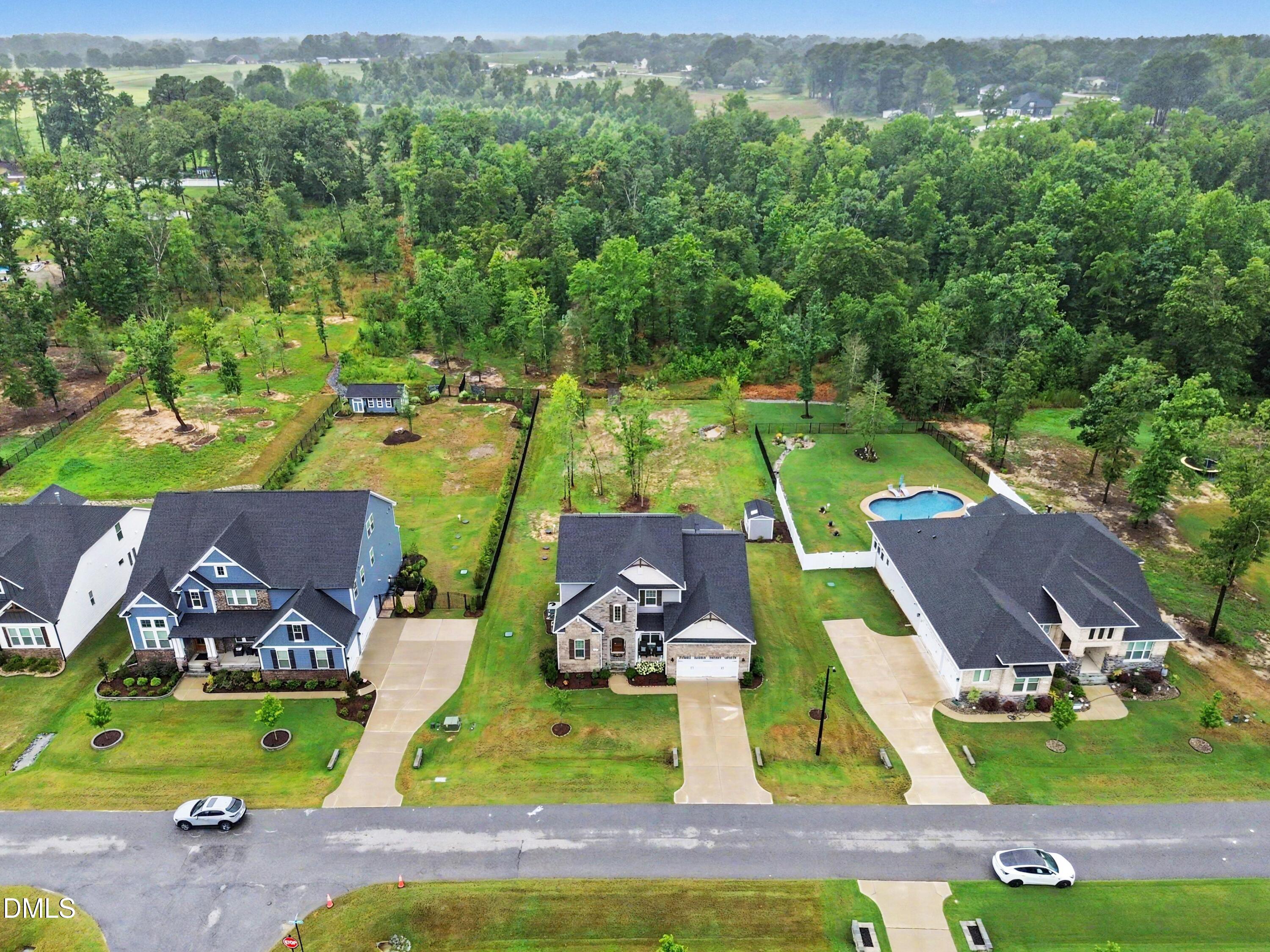 188 Streamside Drive Property Photo 12