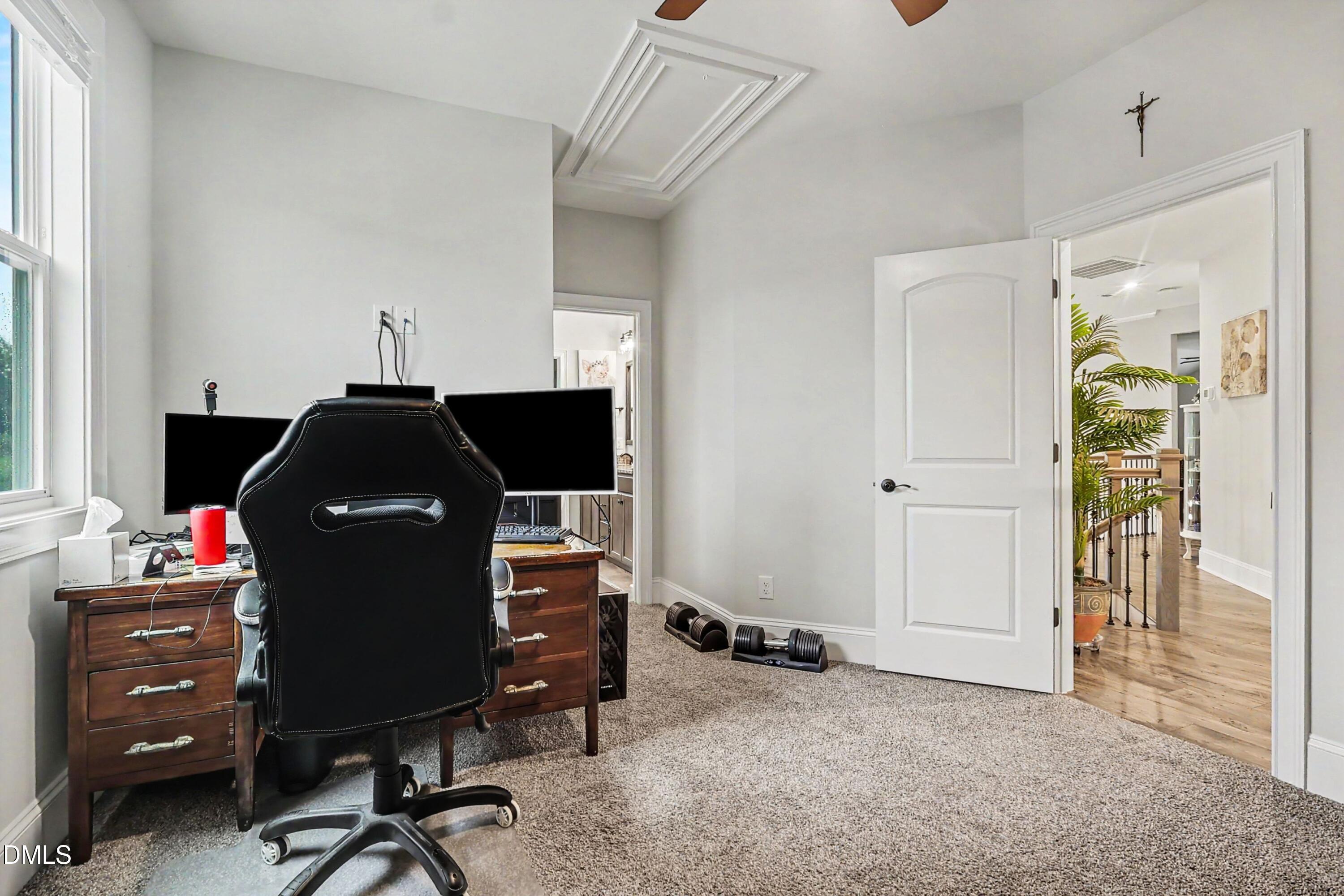 188 Streamside Drive Property Photo 17