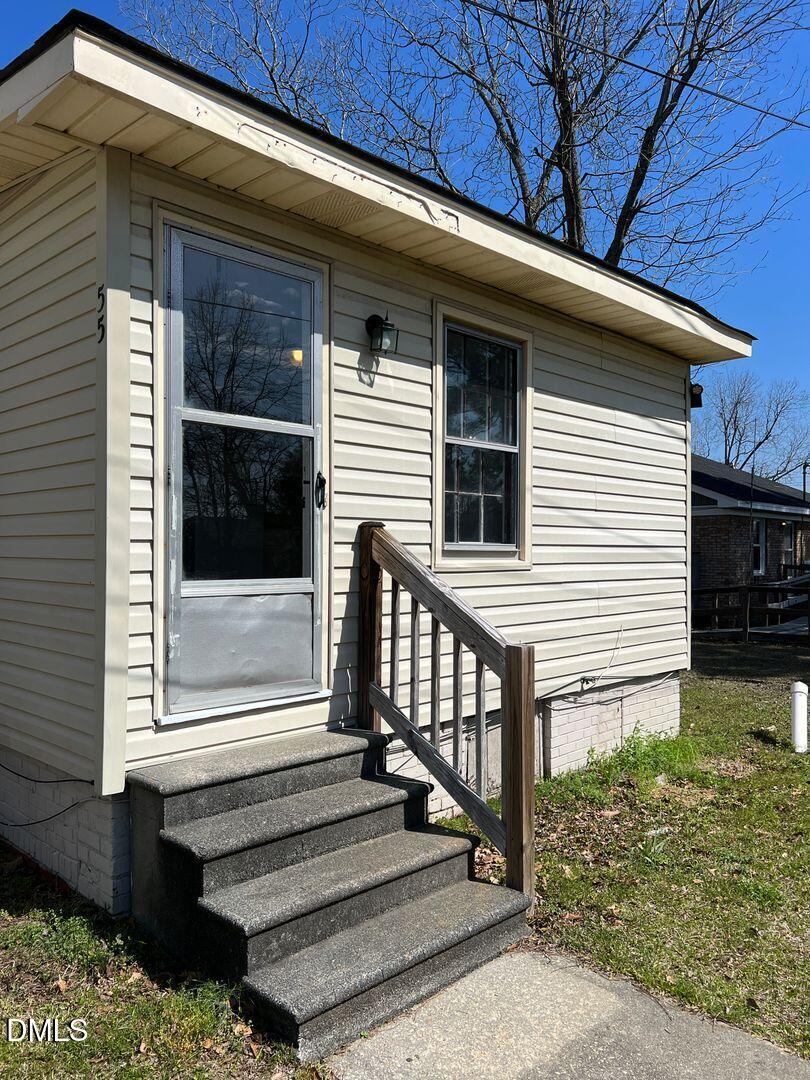 55 W Washington Street Property Photo 1