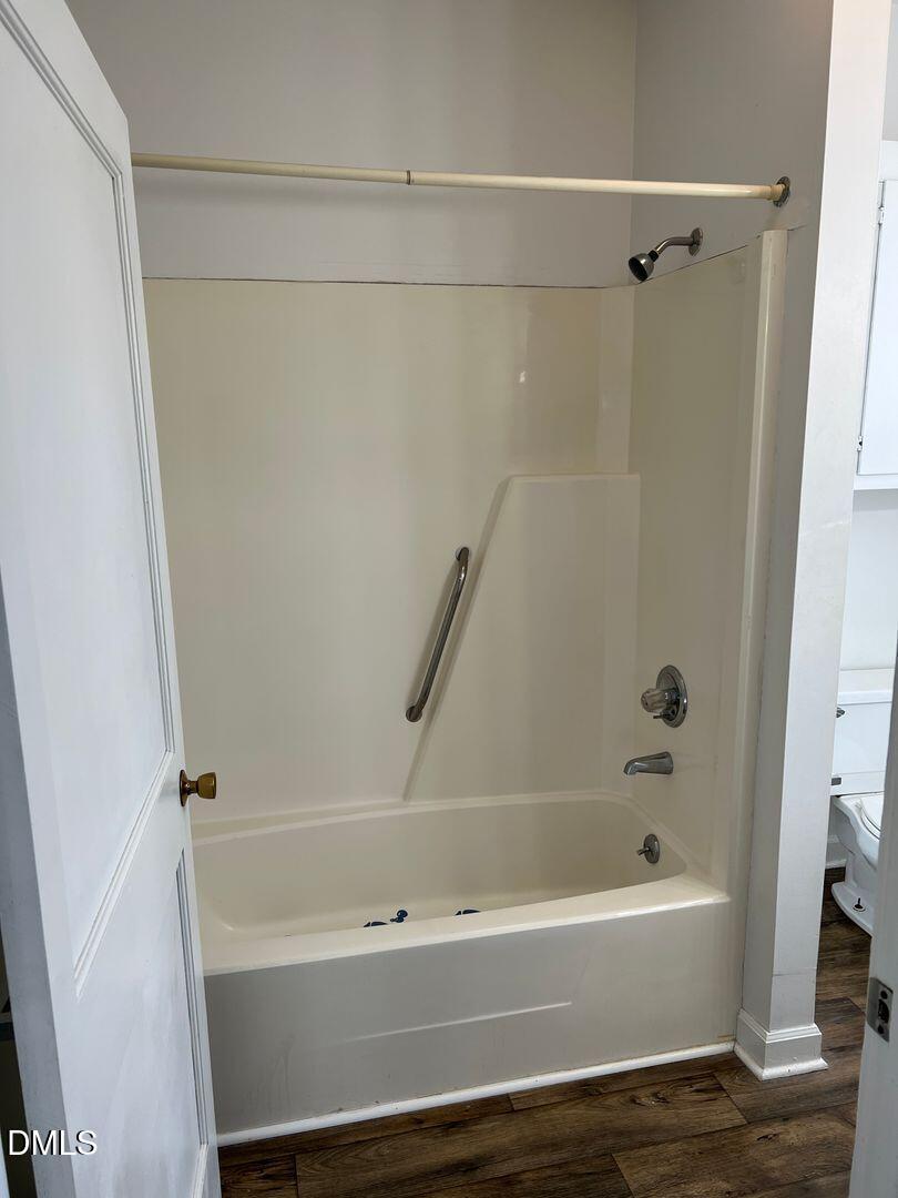 55 W Washington Street Property Photo 11
