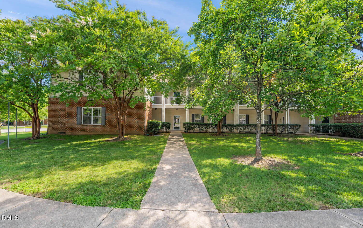 1012 Linen Drive Property Photo 13