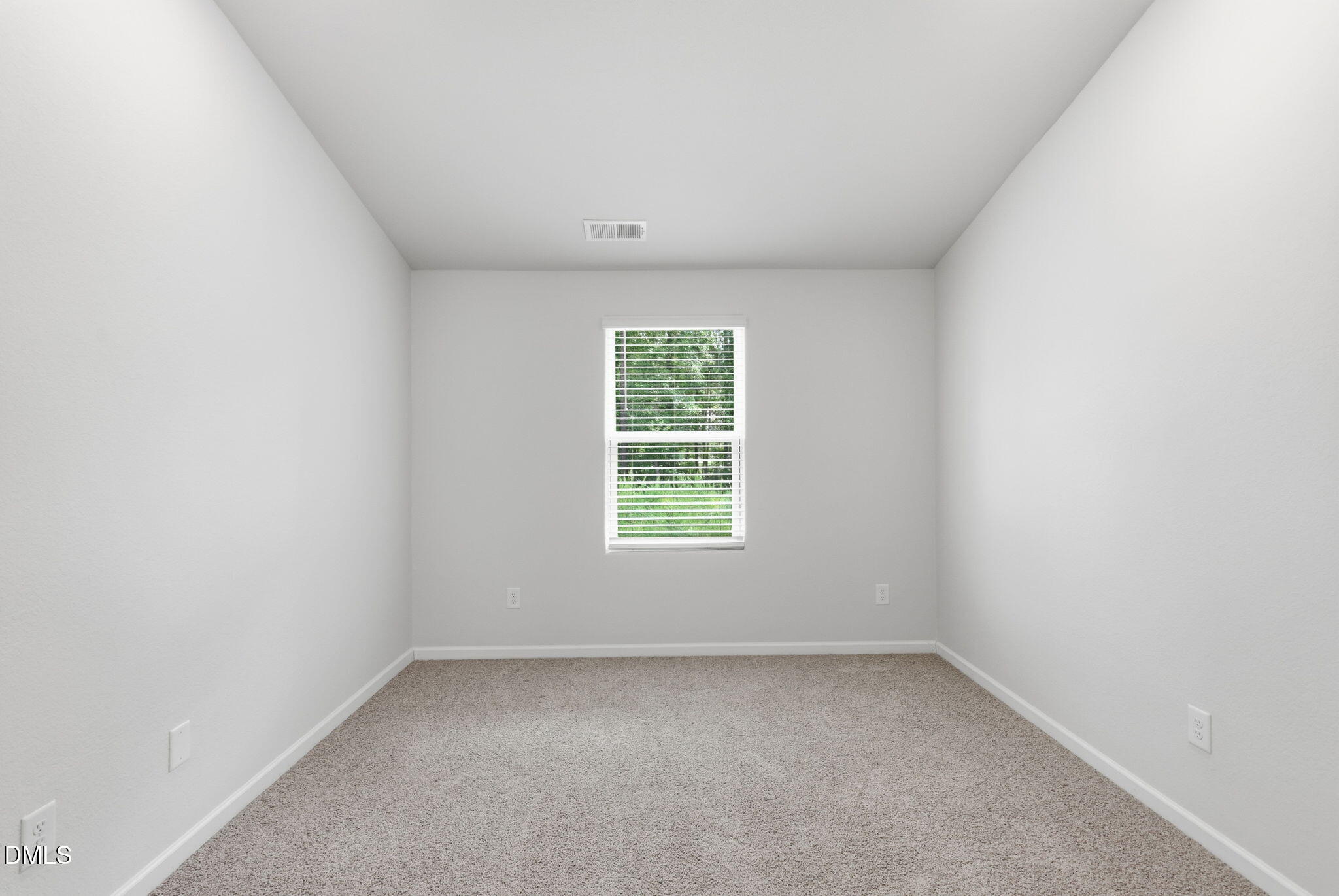 180 Everglade Way Property Photo 14