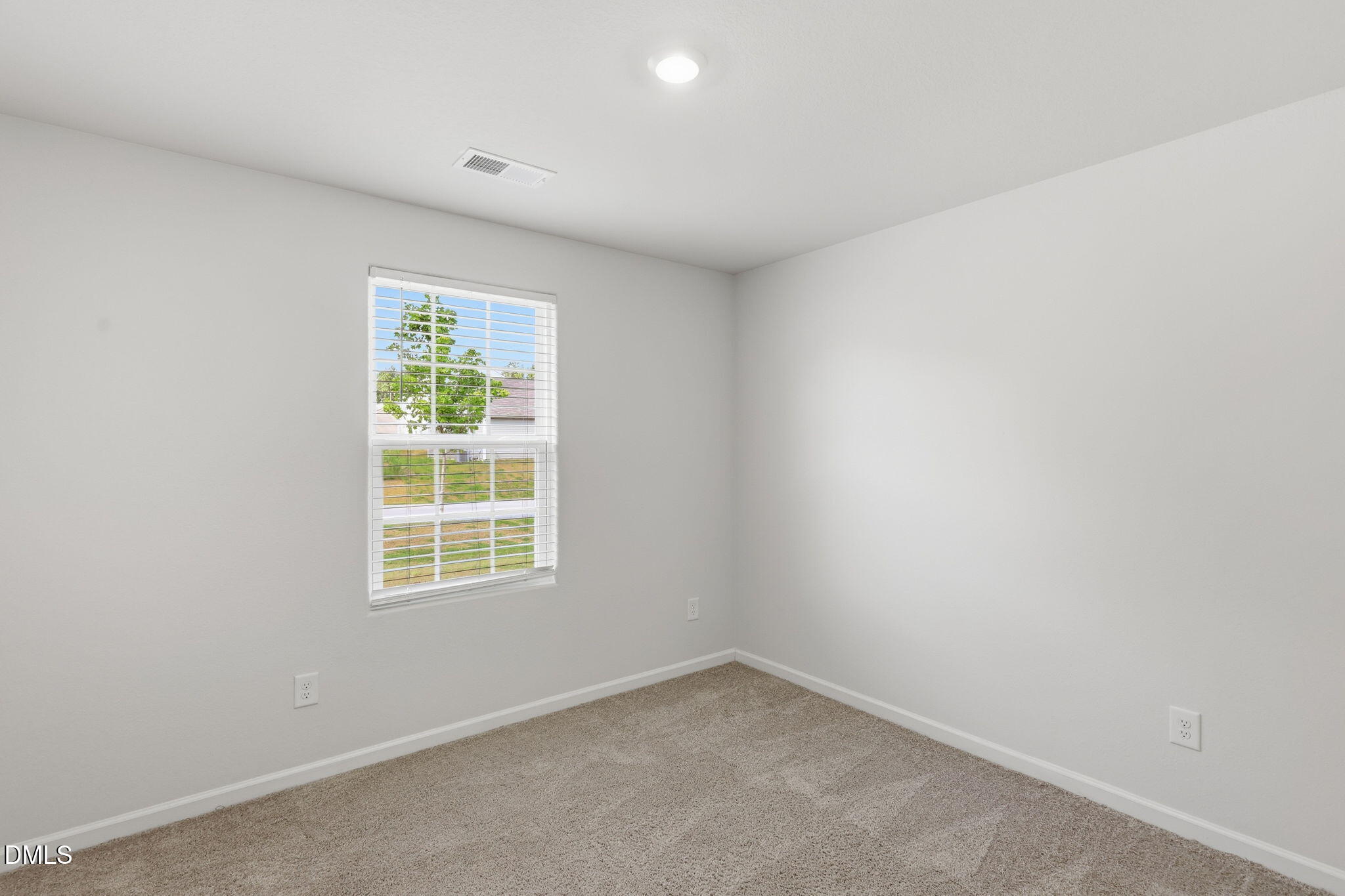 180 Everglade Way Property Photo 17