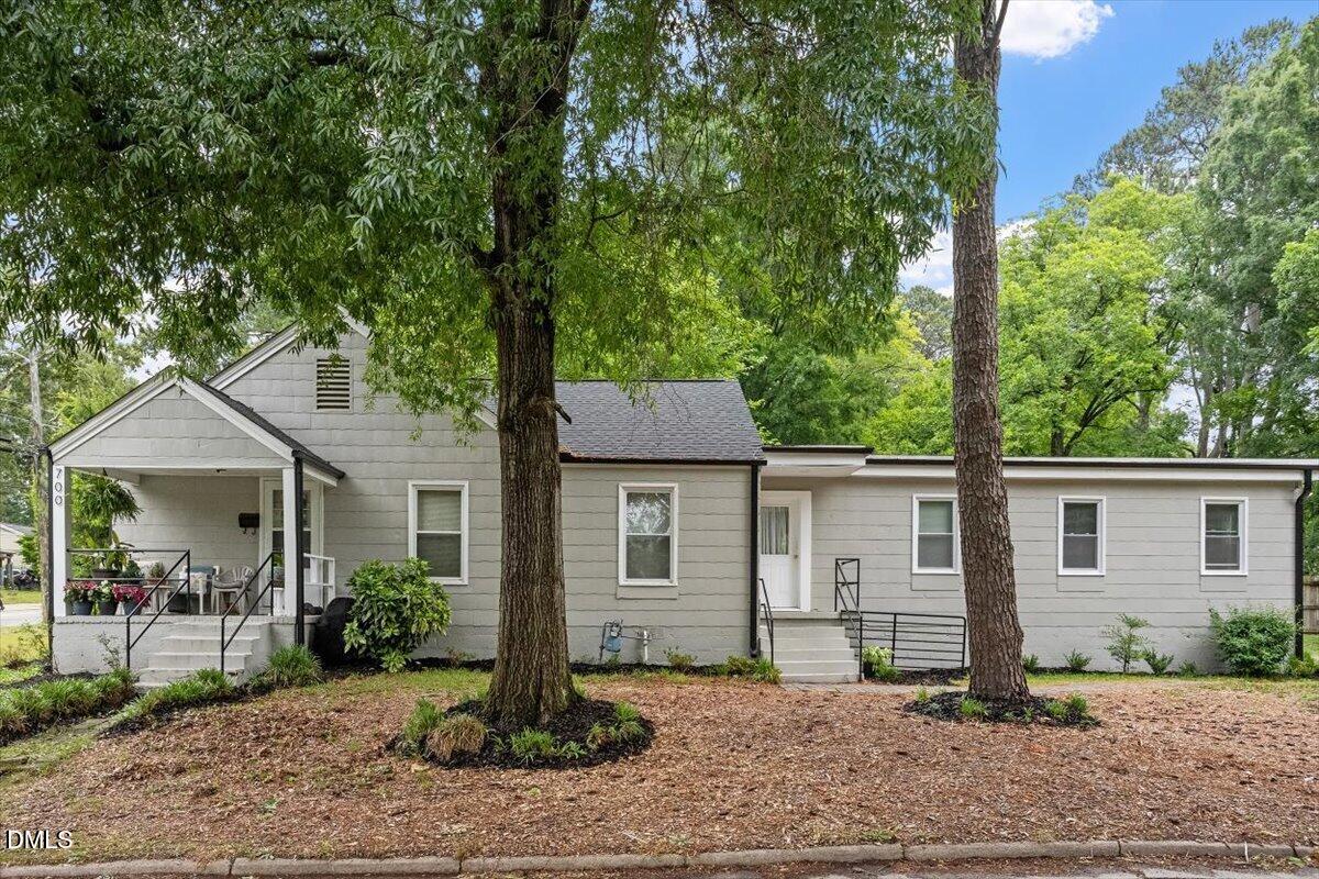 700 Glascock Street Property Photo 1