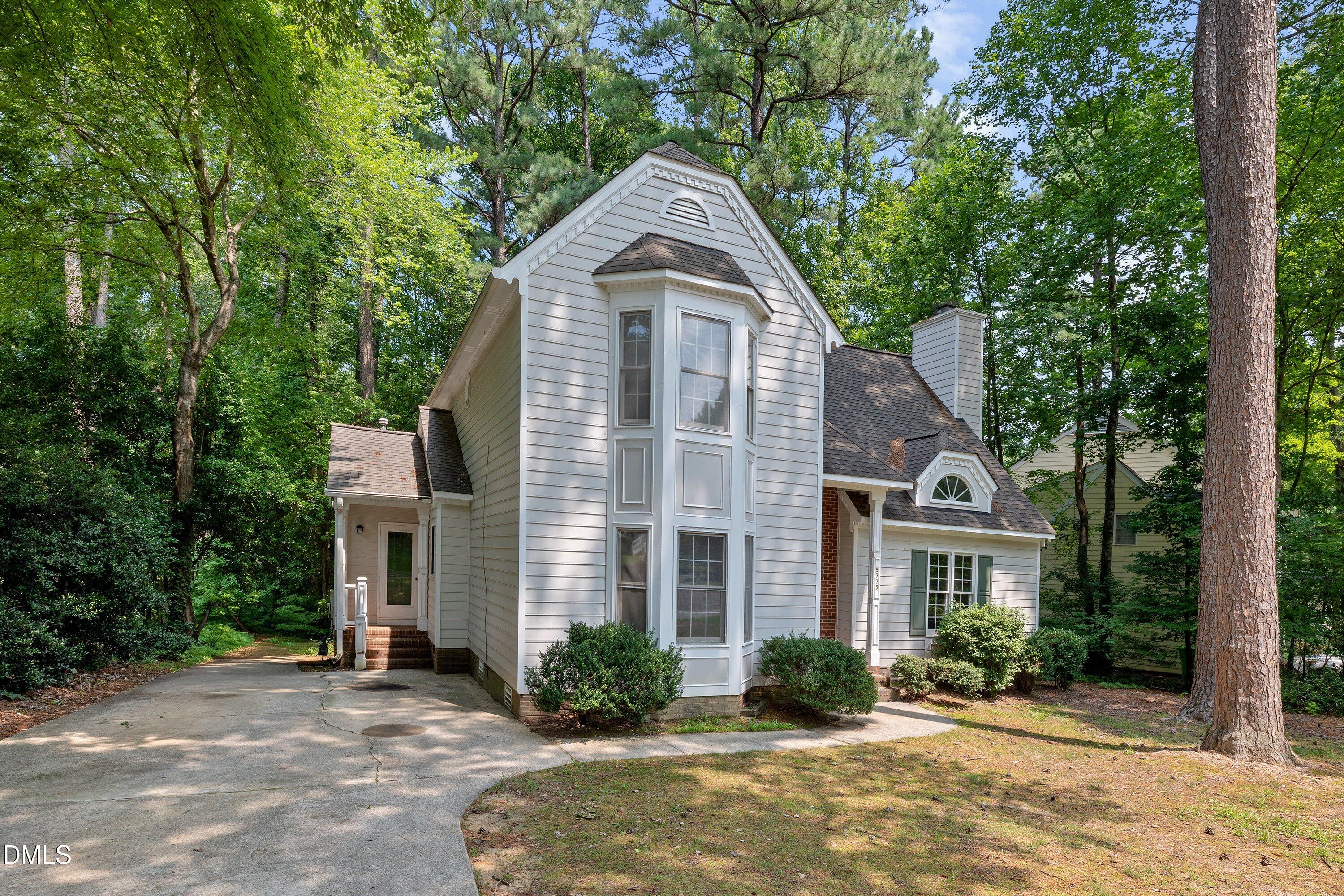 5325 Fairmead Circle Property Photo 2