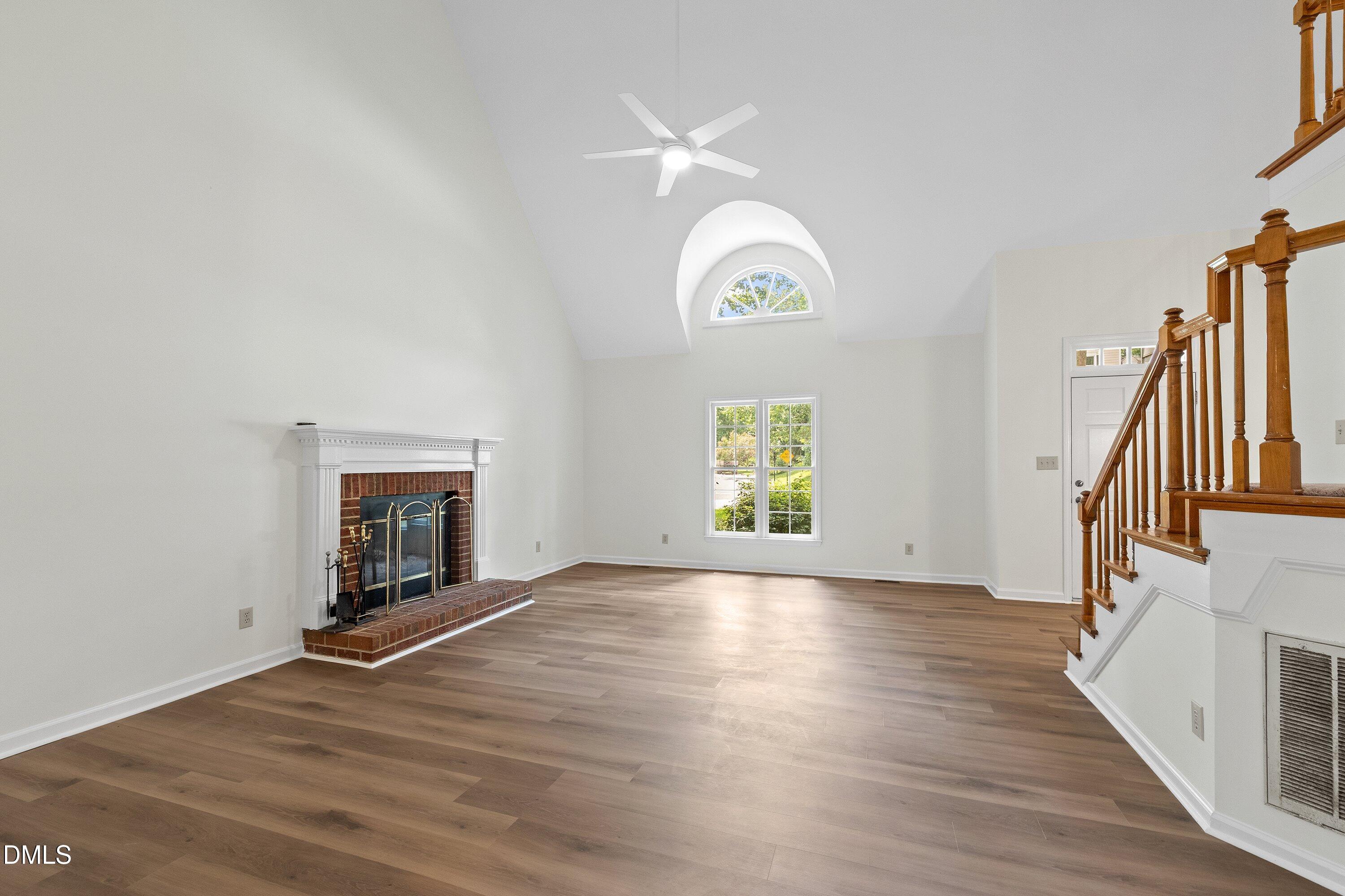 5325 Fairmead Circle Property Photo 5