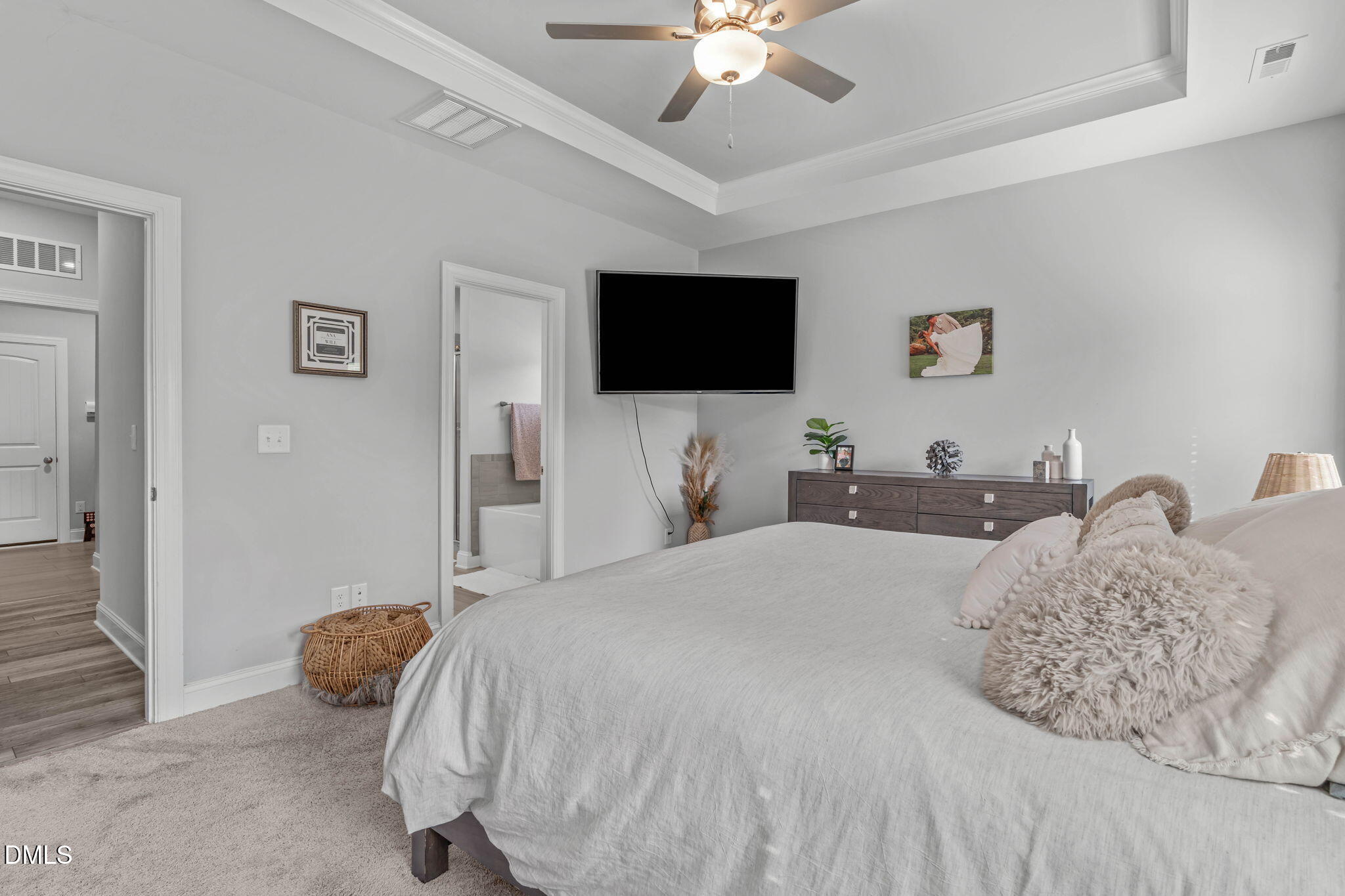 200 Sutherland Drive Property Photo 18