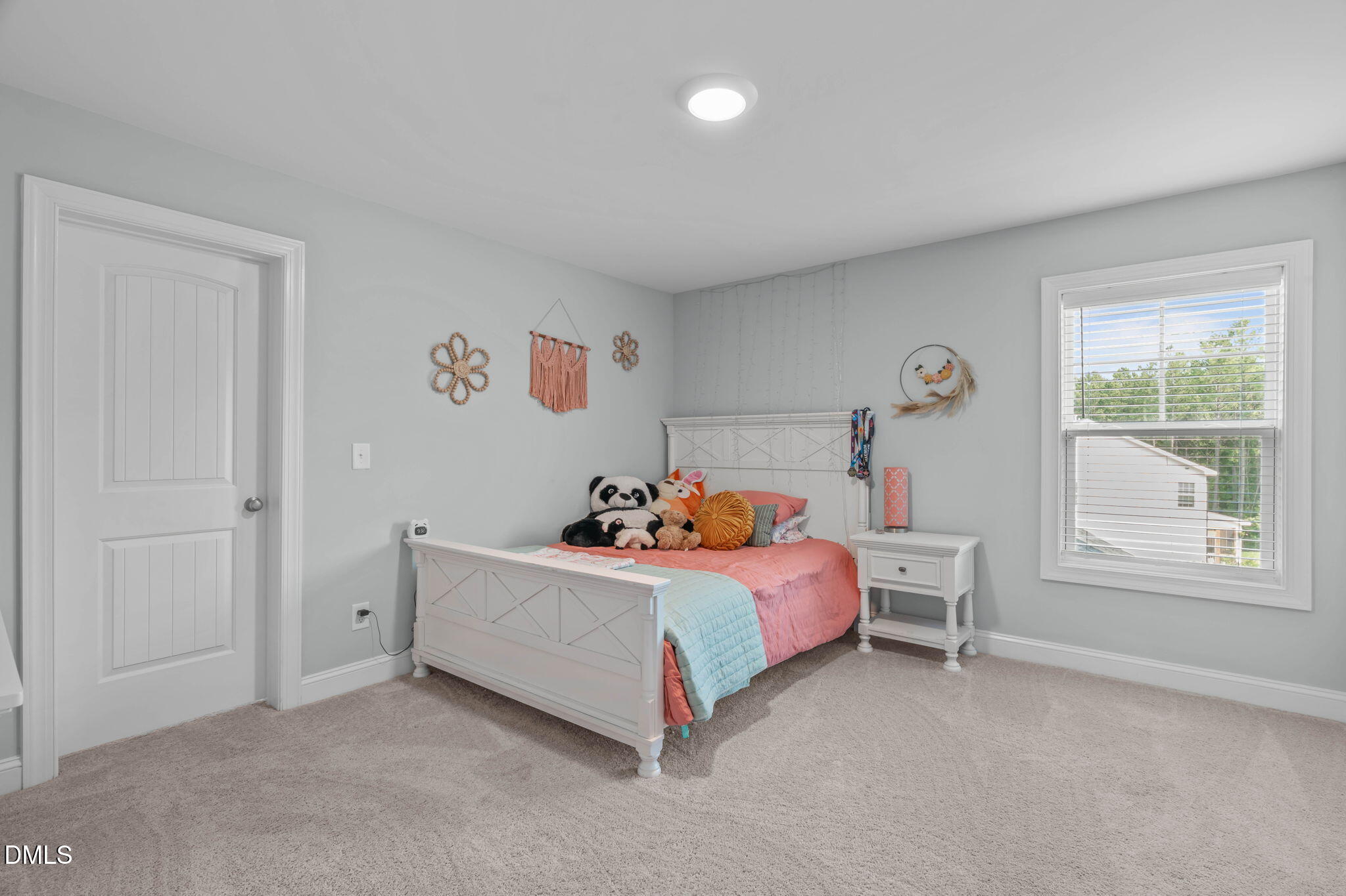200 Sutherland Drive Property Photo 30