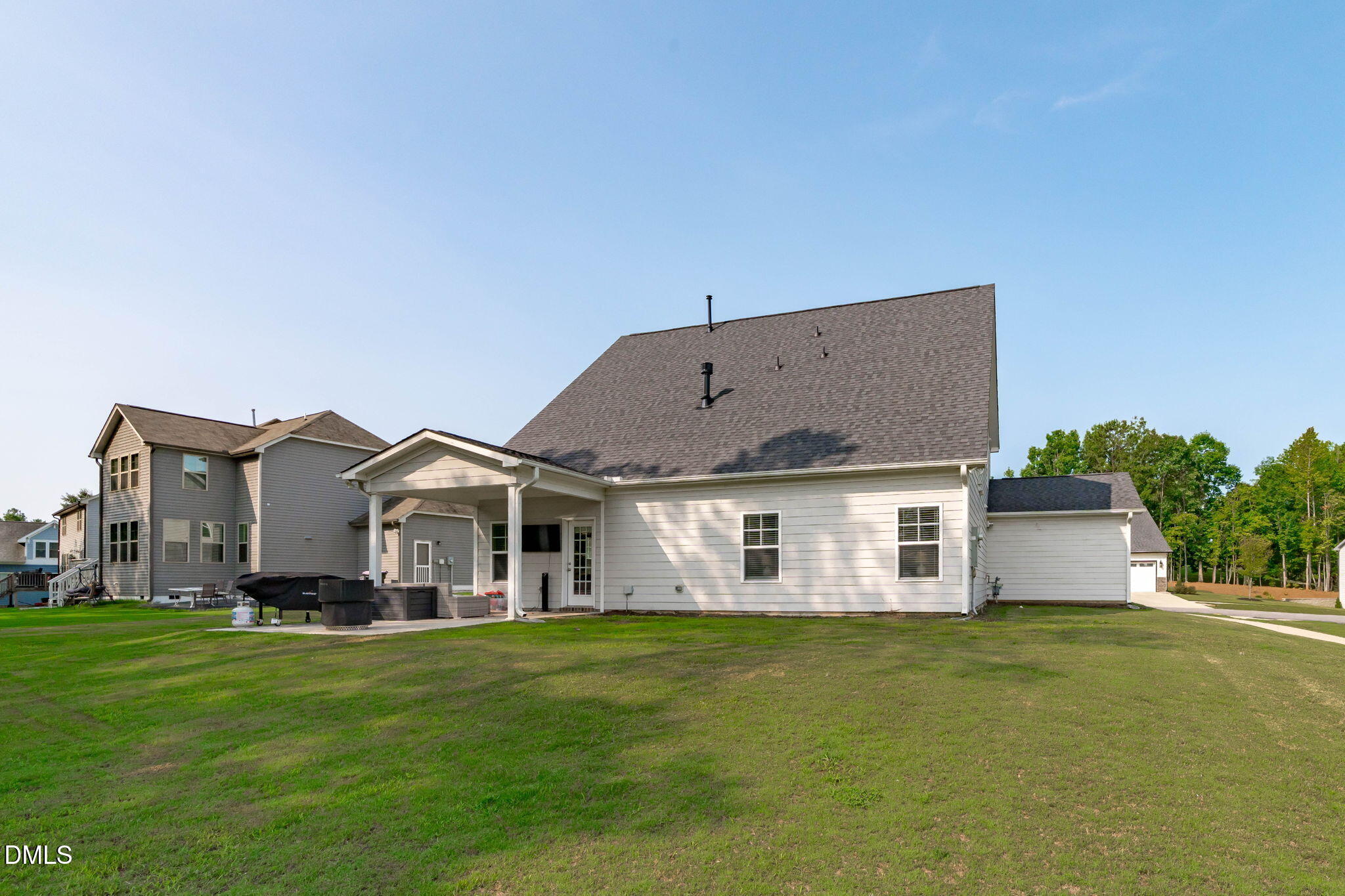 200 Sutherland Drive Property Photo 46