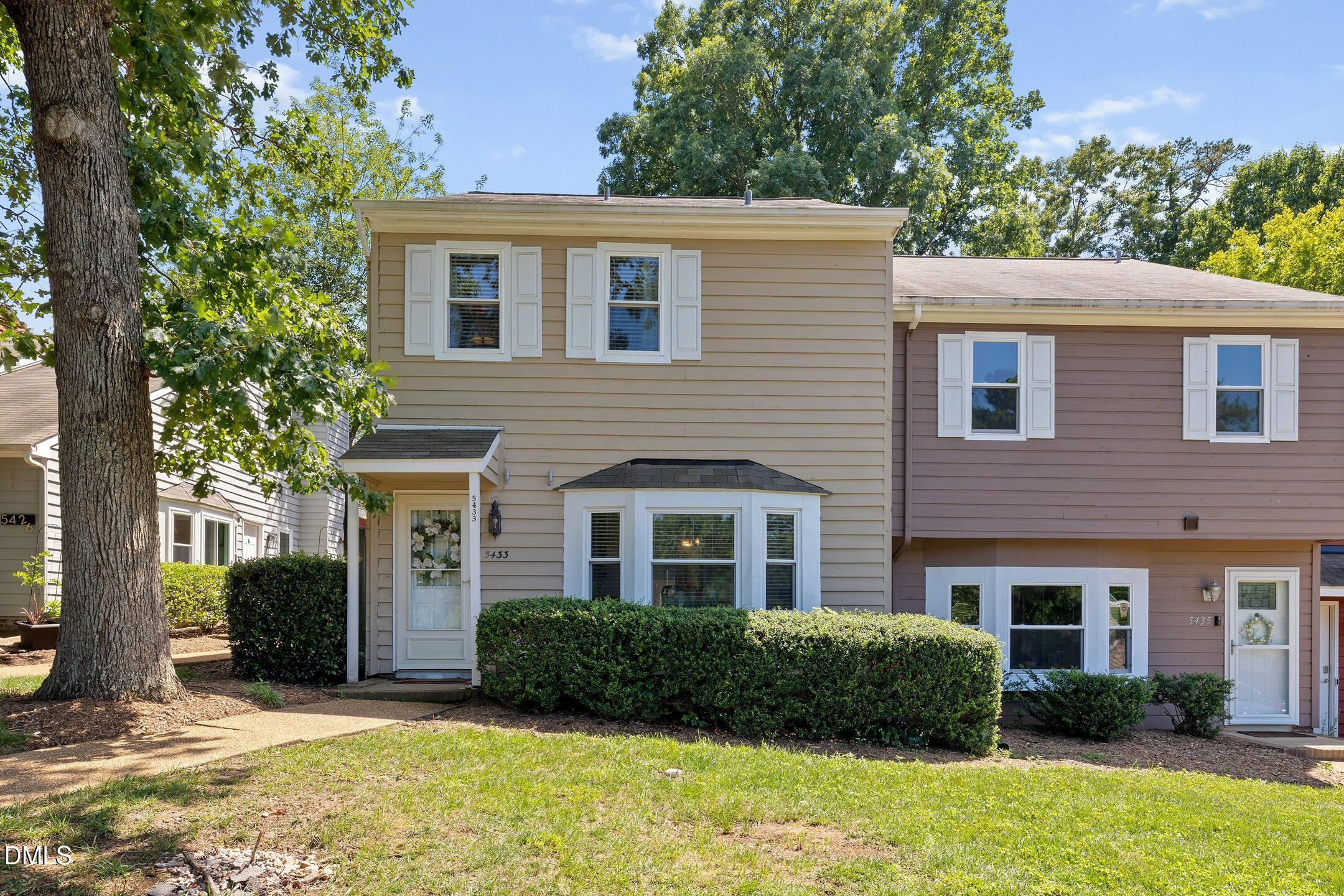 5433 Pine Top Circle Property Photo 2