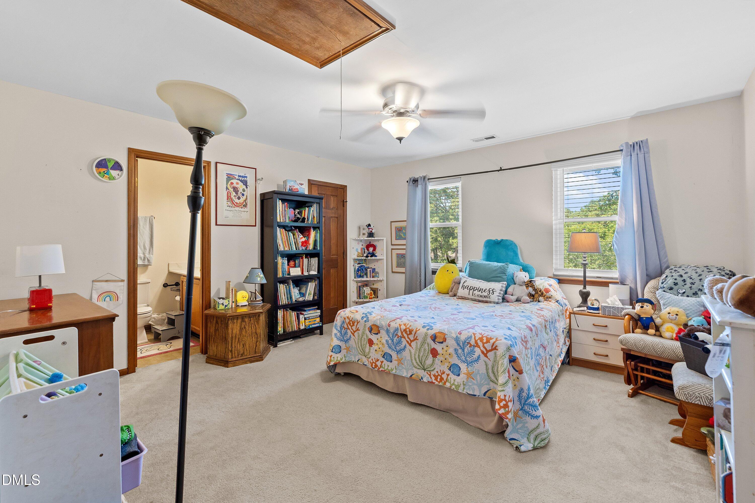5433 Pine Top Circle Property Photo 18