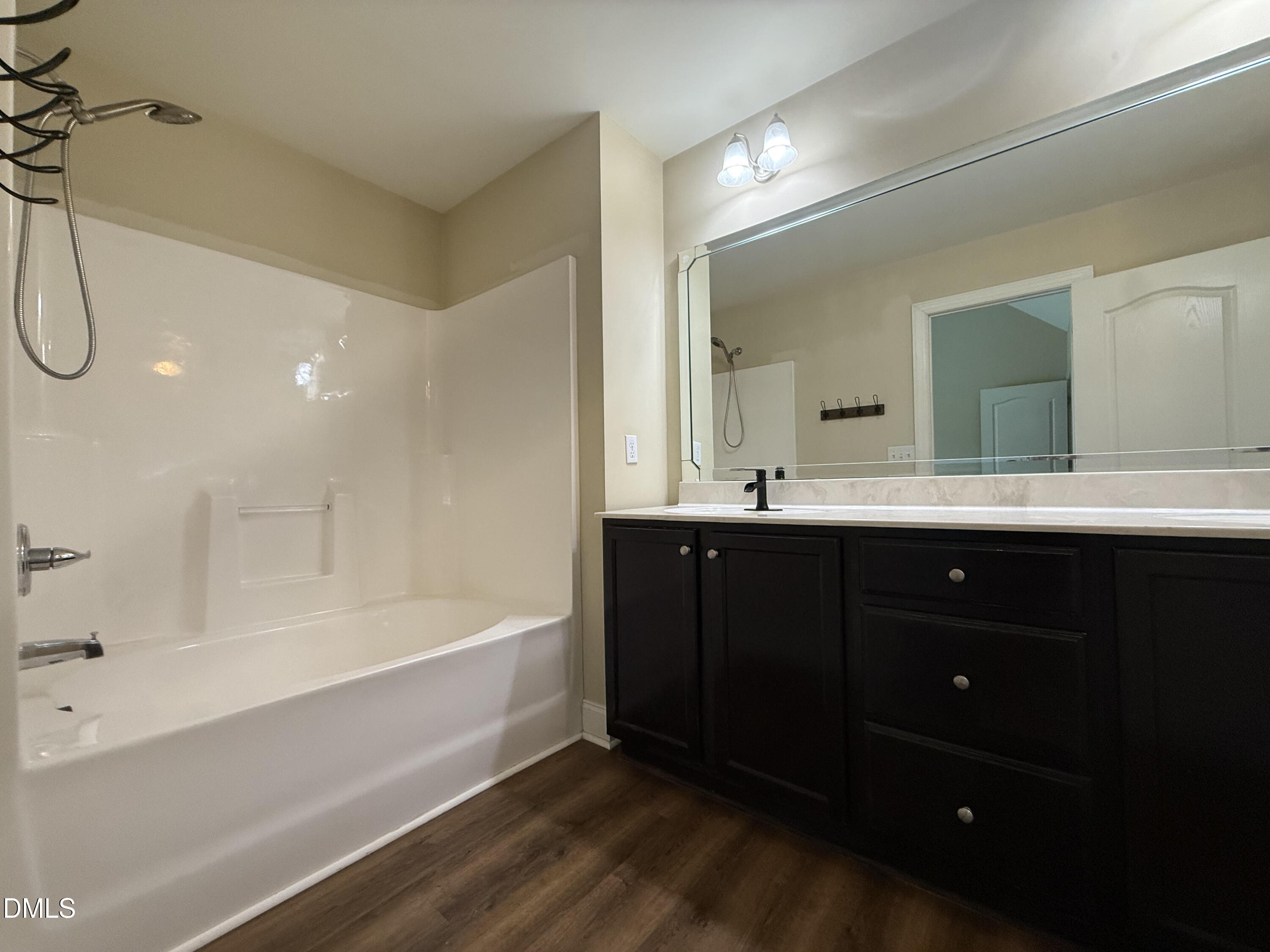 15 Hadleigh Way Property Photo 16
