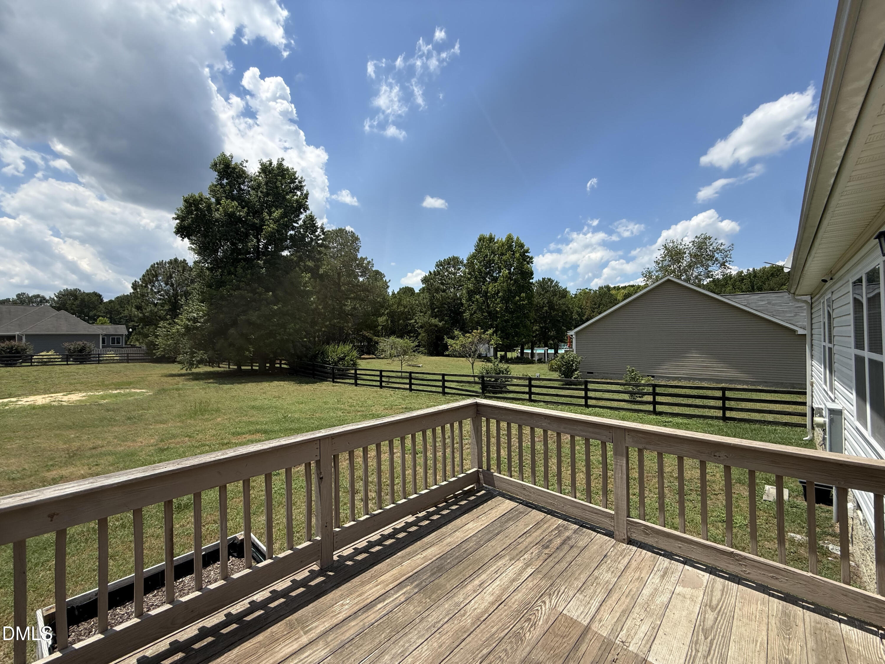 15 Hadleigh Way Property Photo 18