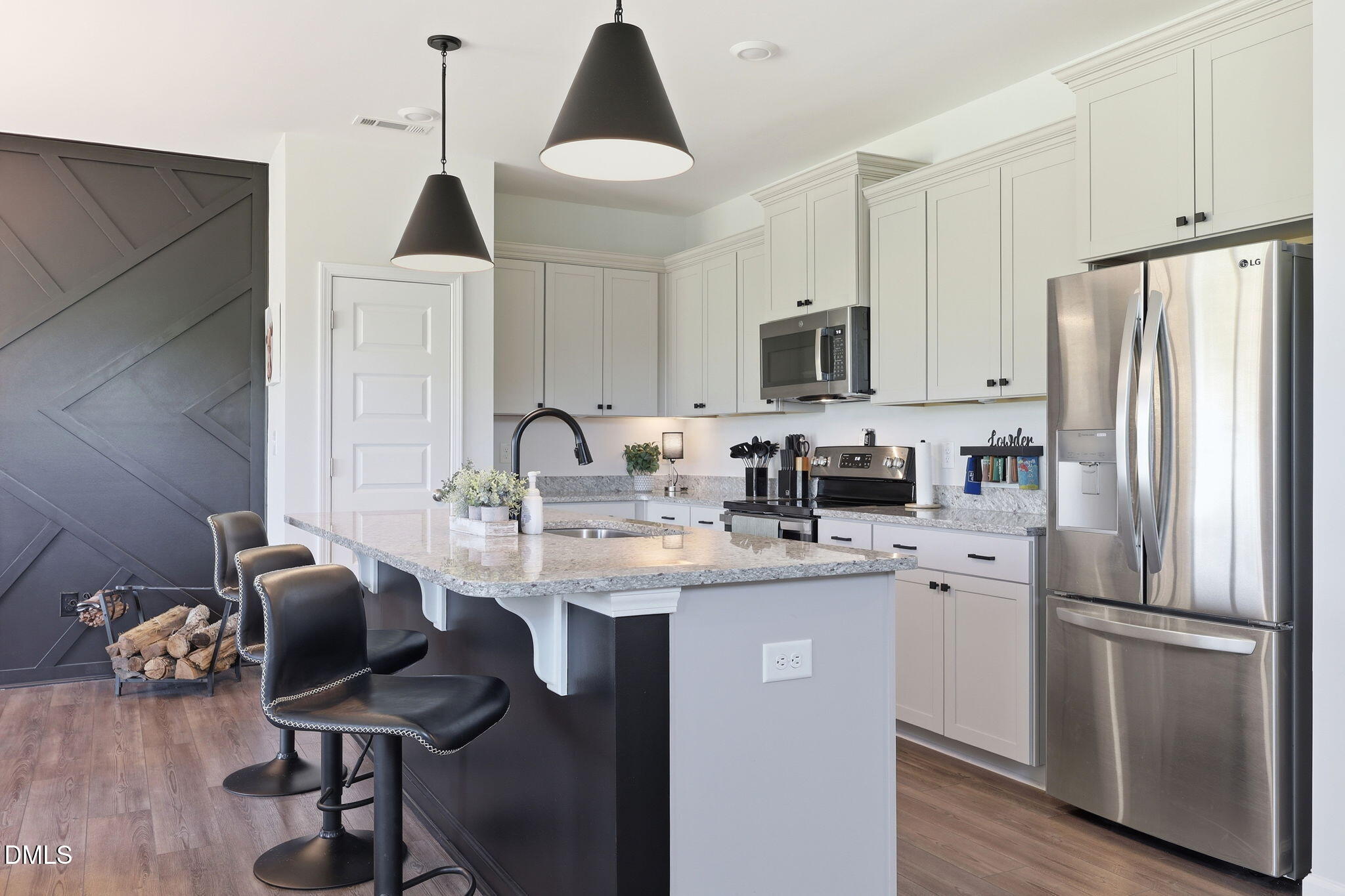 26 Ripple Way Property Photo 3