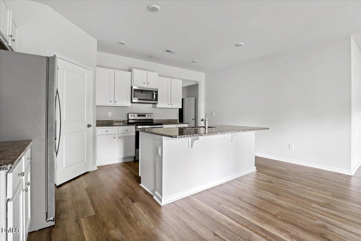 1326 Cadbury Castle Drive Se Property Photo 8