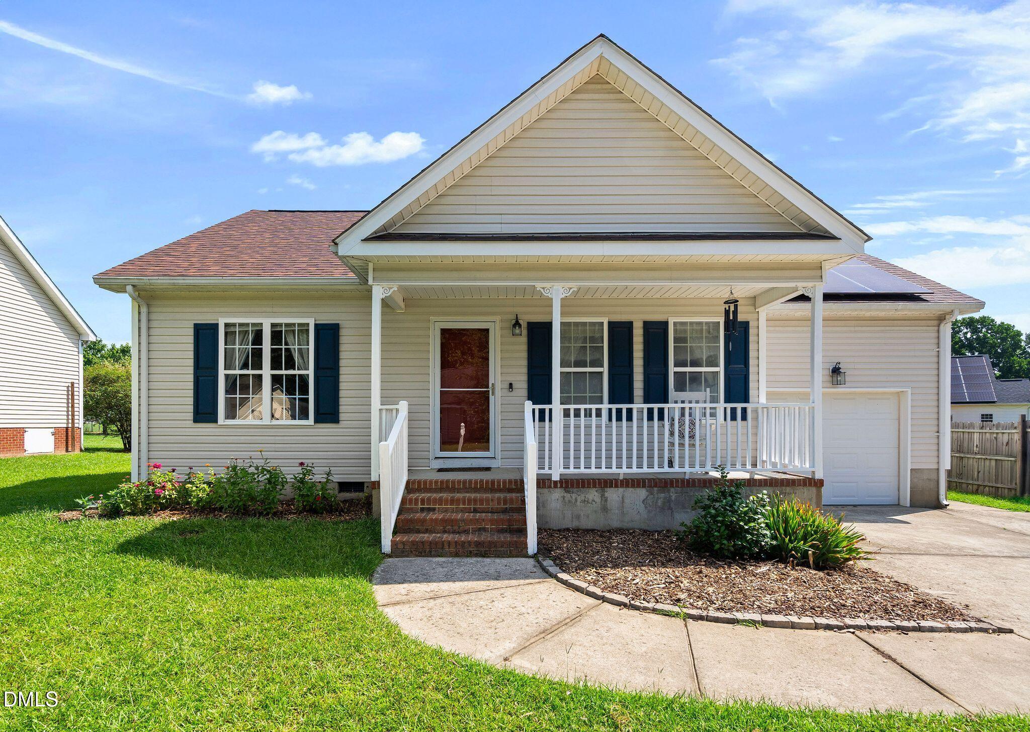 211 Courtland Drive Property Photo 1