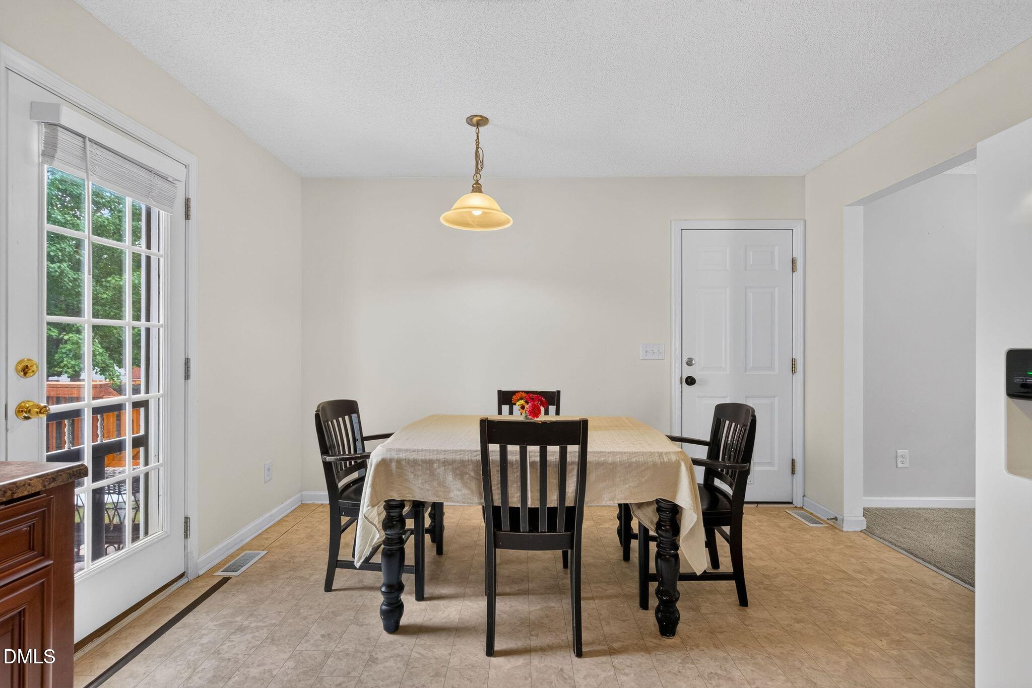 211 Courtland Drive Property Photo 10