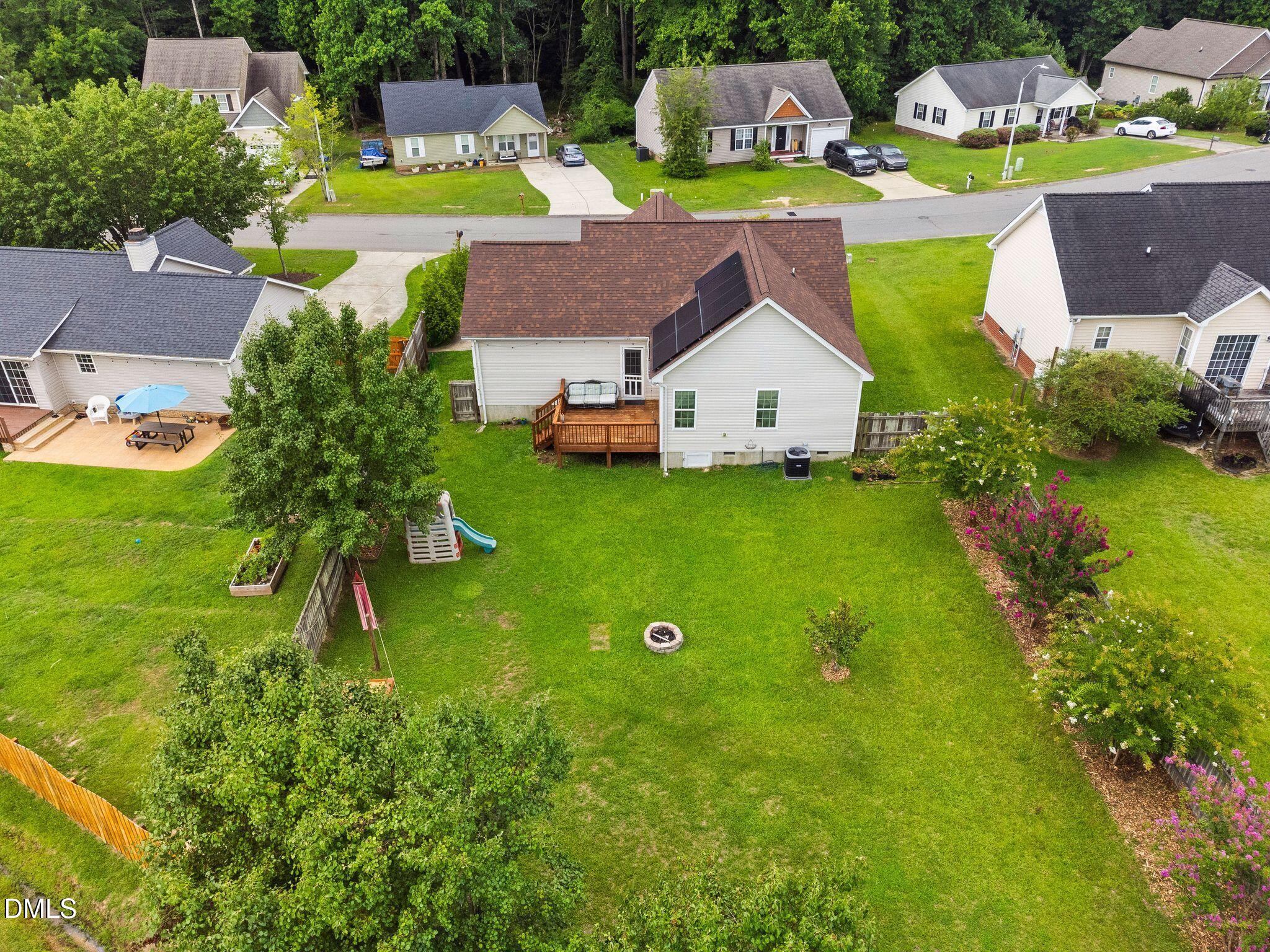 211 Courtland Drive Property Photo 44