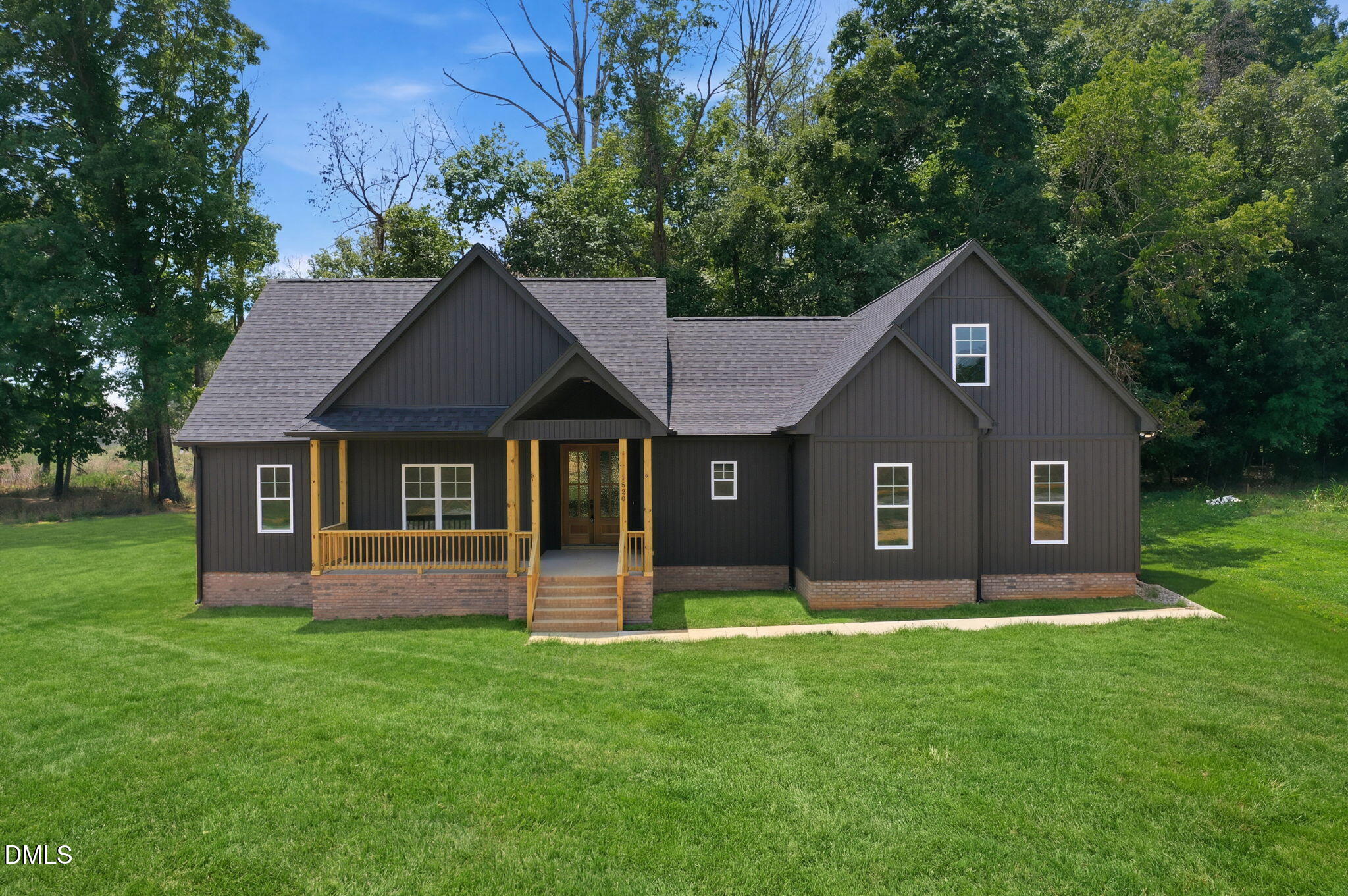 1520 Pack Lane Property Photo 1