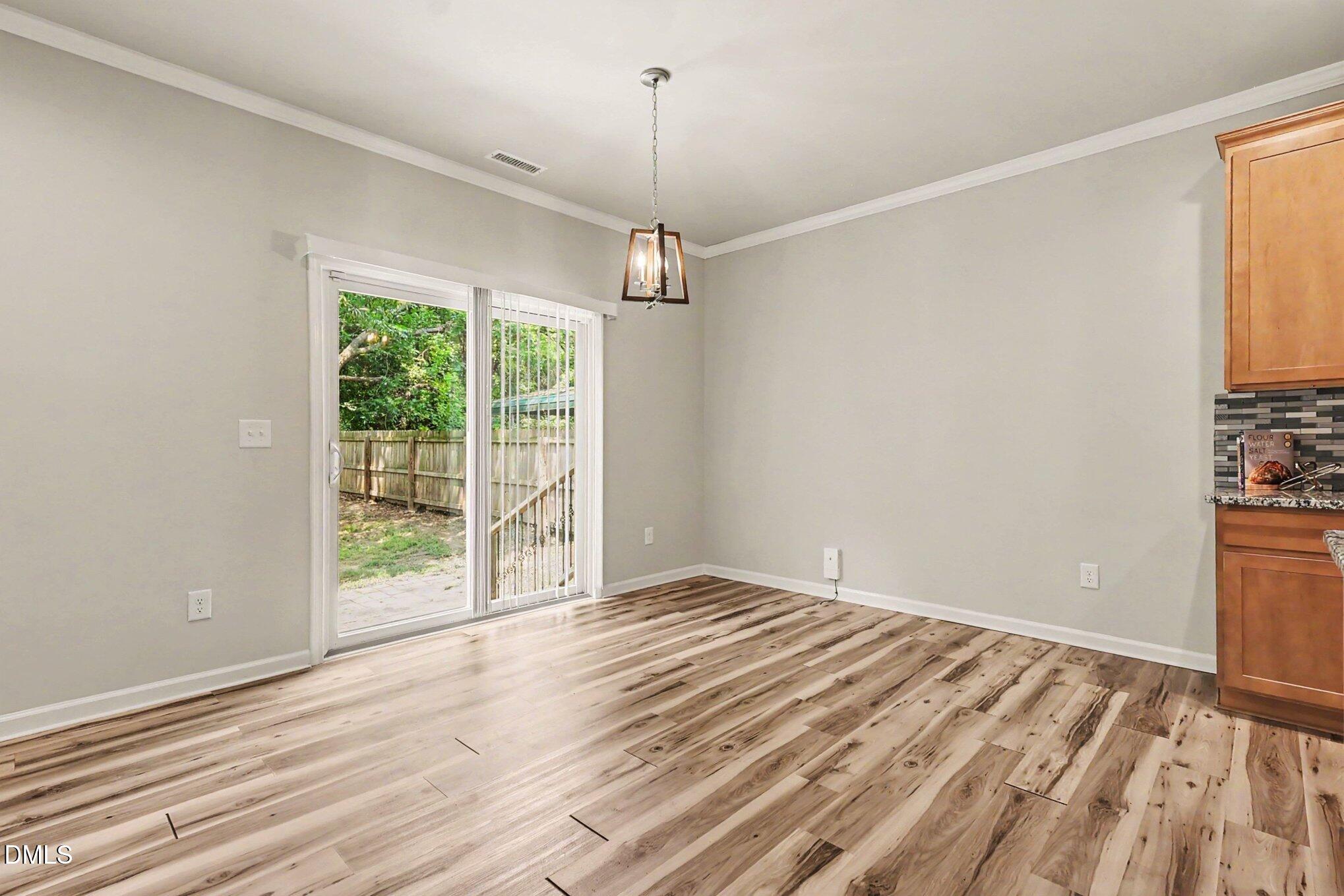 2601 Ashe Street Property Photo 11